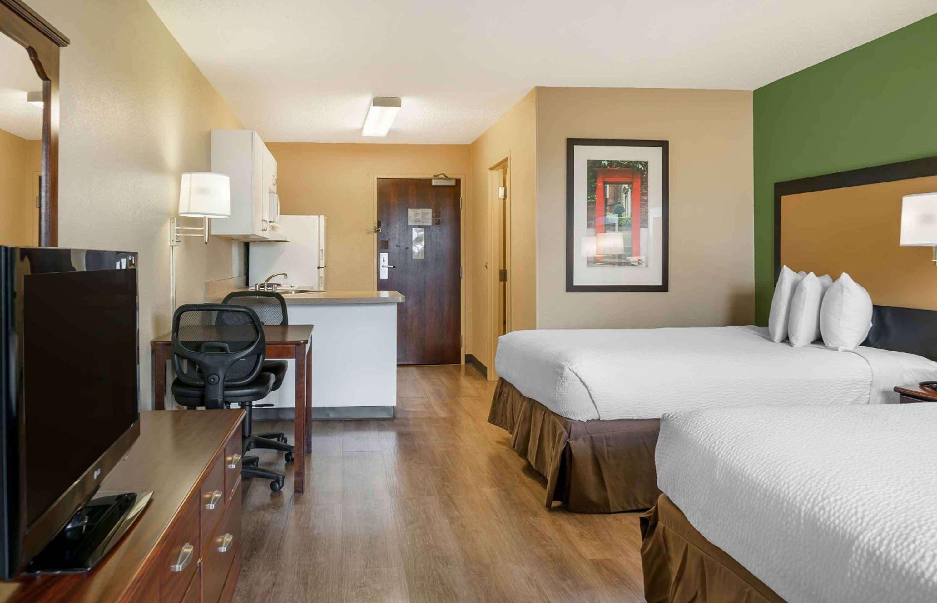 Studio with 2 Double Beds - Non-Smoking - Photo 3