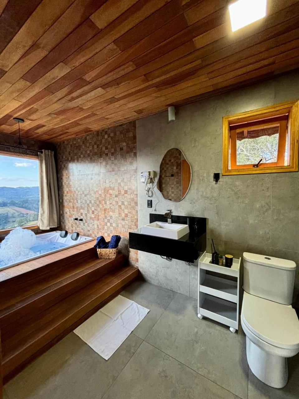 Superior Chalet photo 2