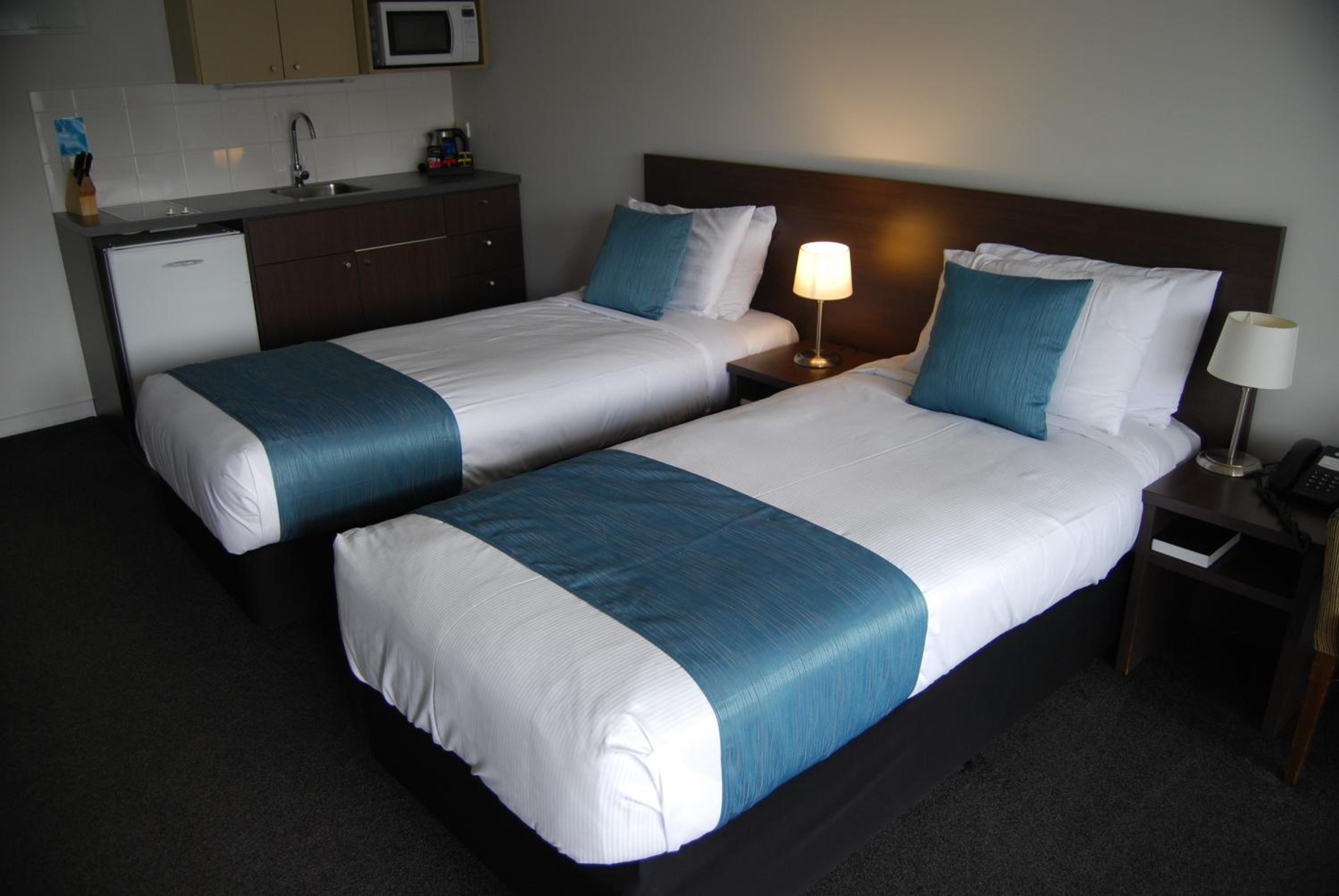 Deluxe Twin Room - Photo 3