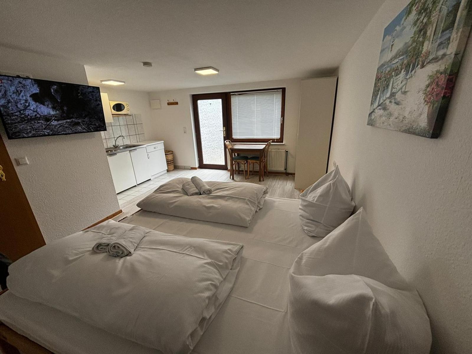 Double or Twin Room with Bathroom photo 1