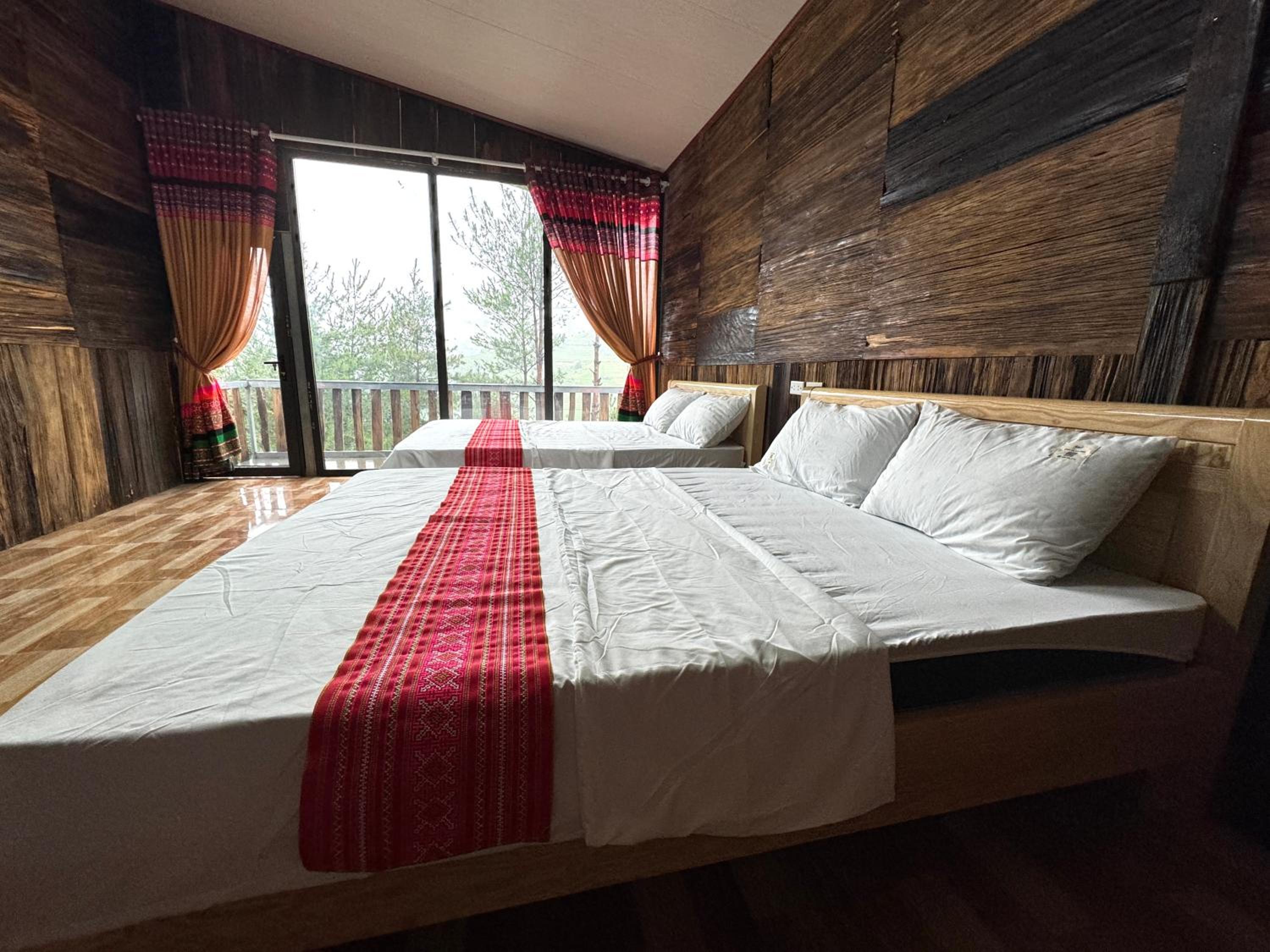 Two-Bedroom House photo 2