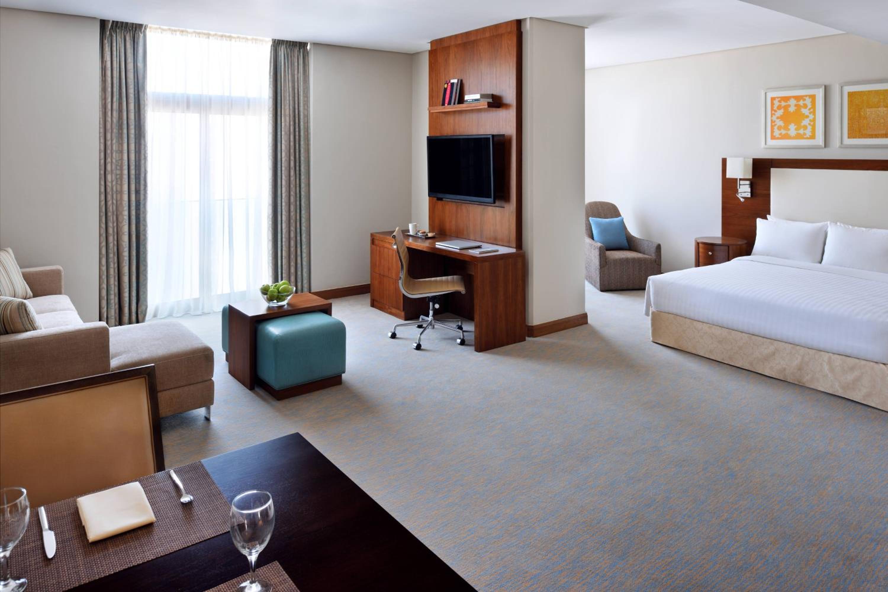 1 Bedroom Suite, 1 King