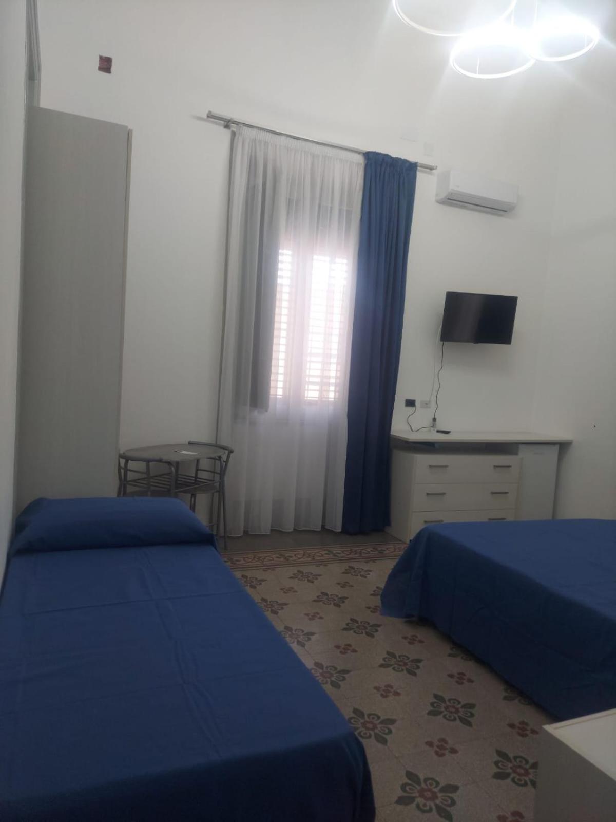 Camera Tripla con bagno privato