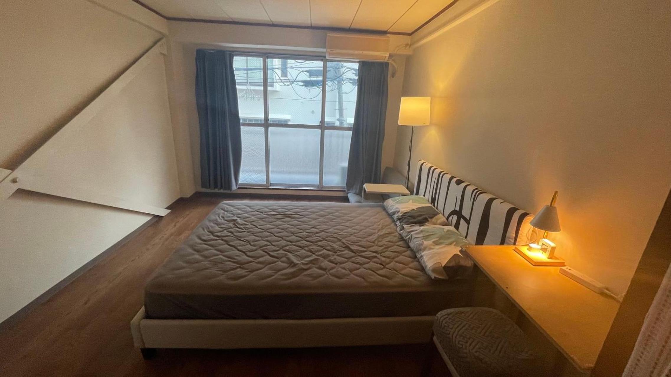 One-Bedroom Apartment with Balcony photo 1
