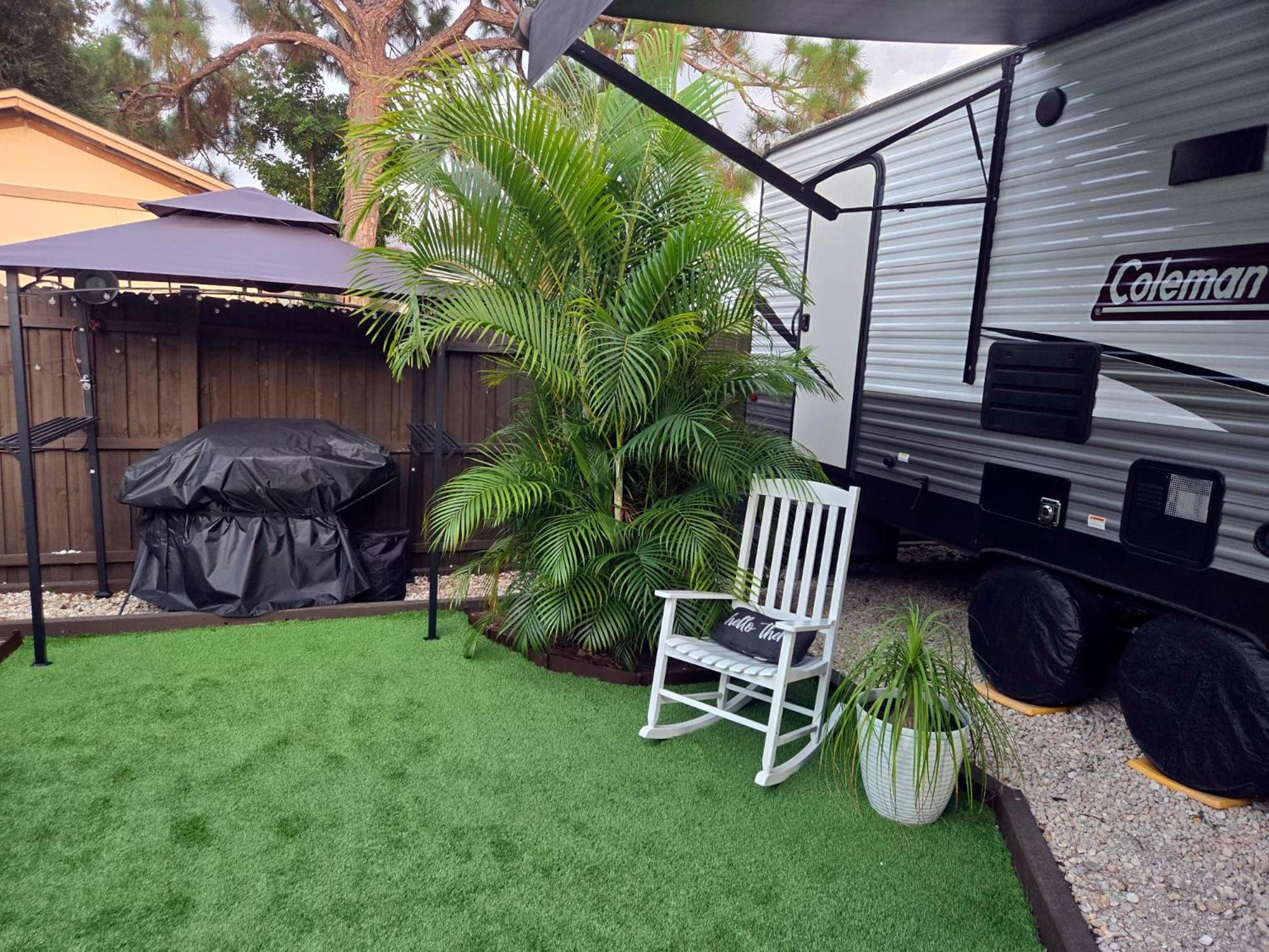 Mobile Home photo 3
