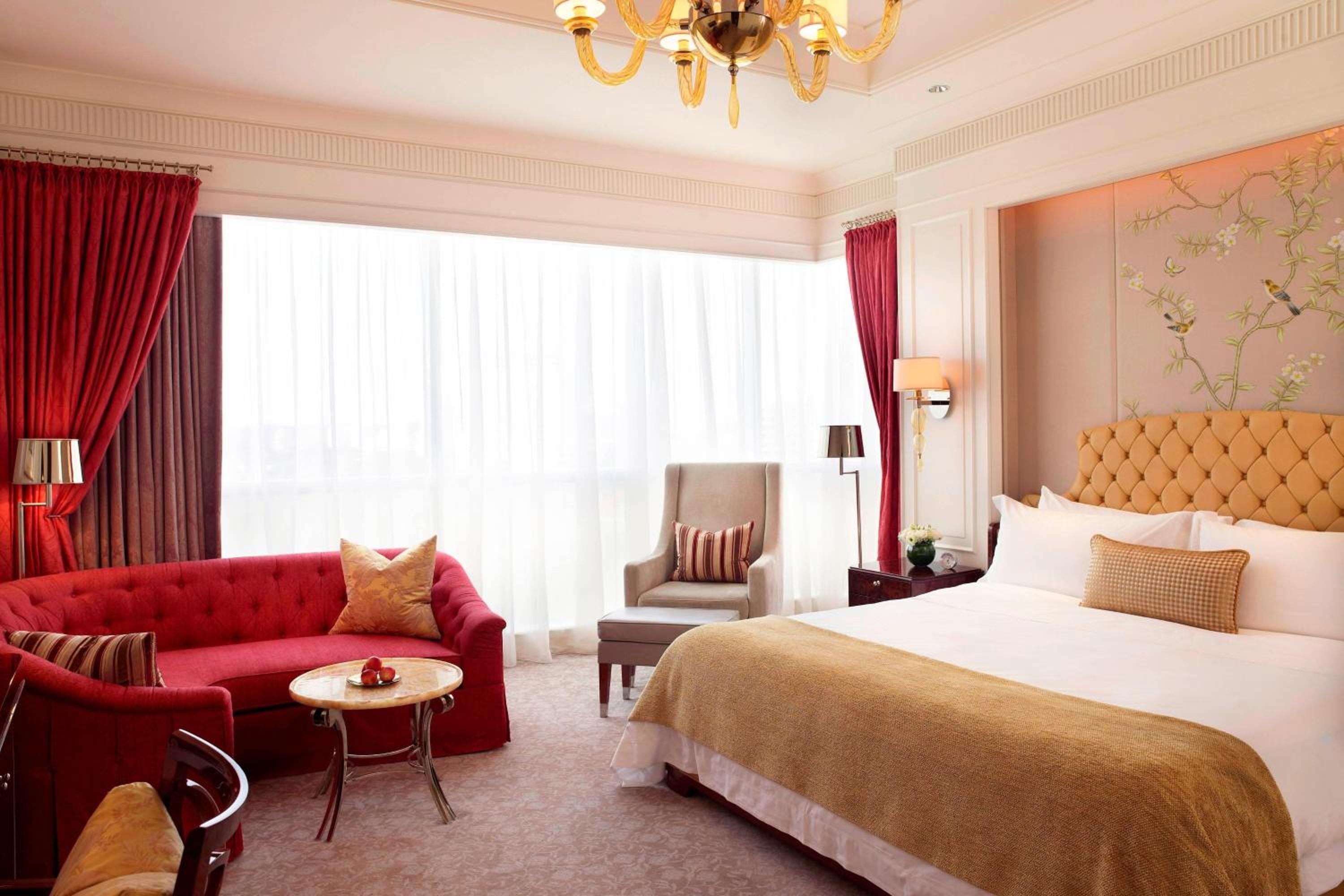 Grand Deluxe King Room Grand Deluxe King Room