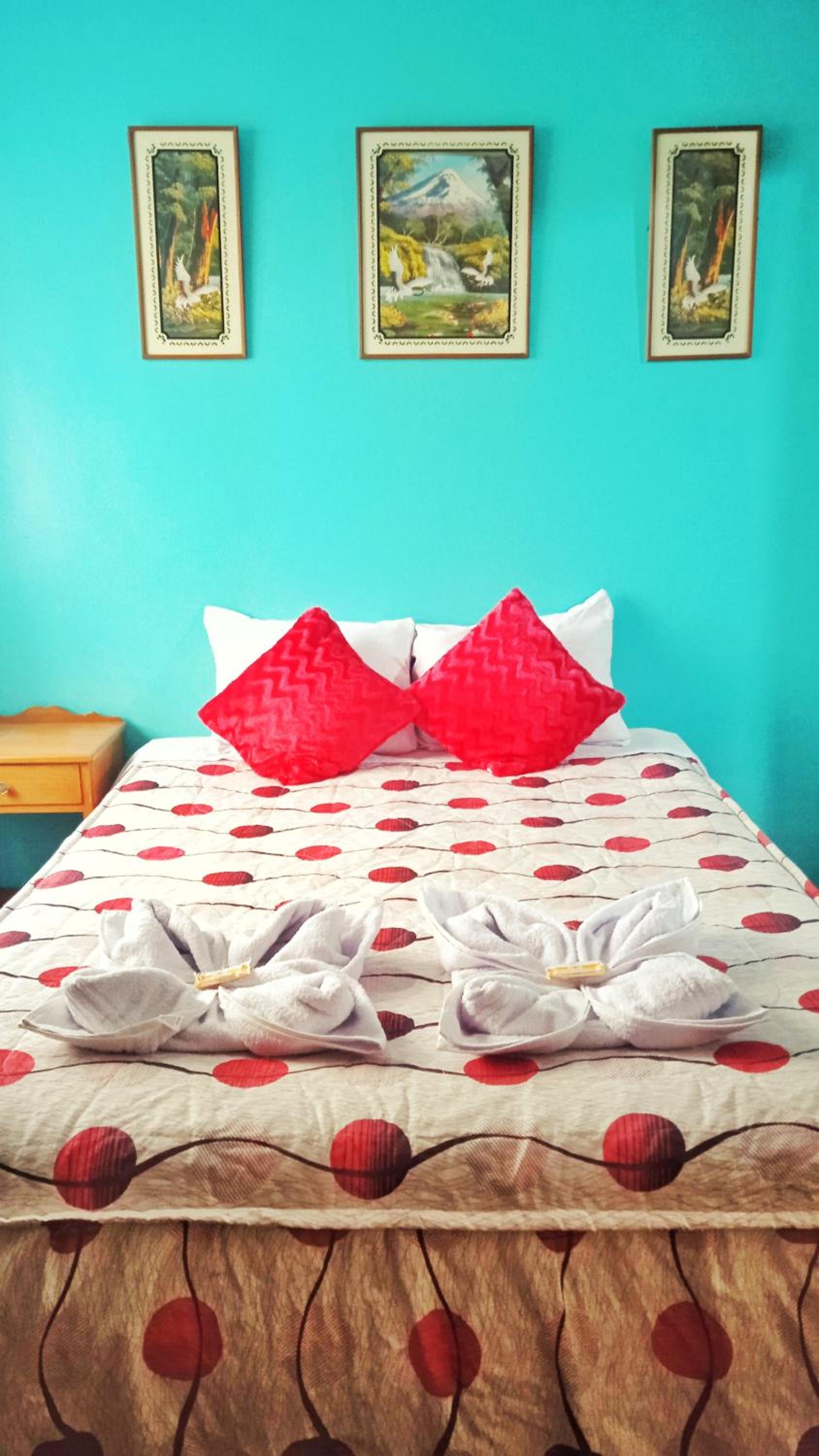 Standard Queen Room