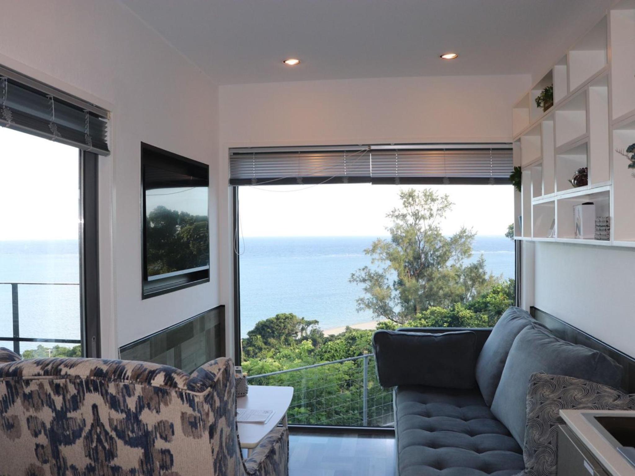 Villa with Sea View - Photo 8