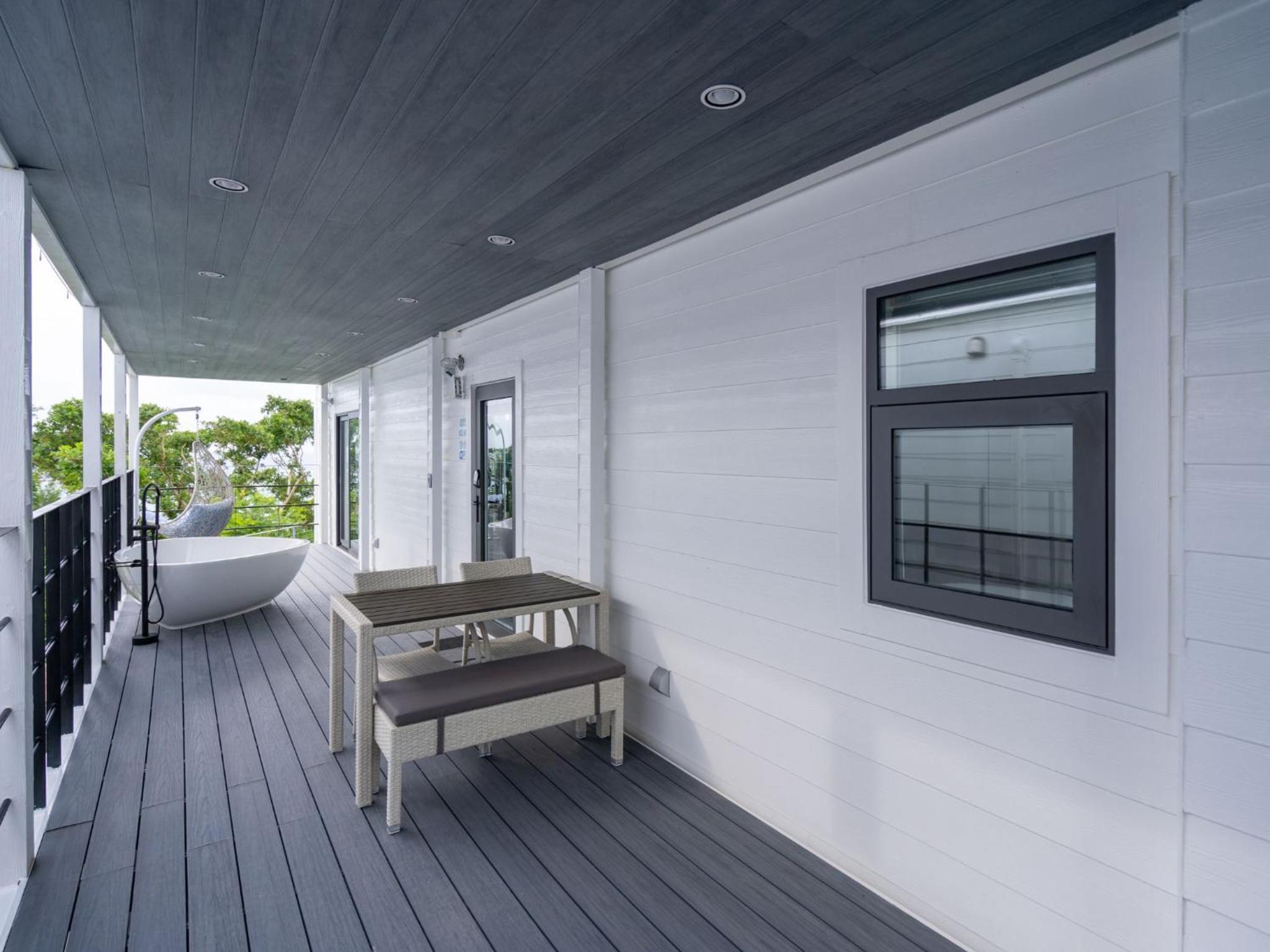 Villa with Sea View - Photo 10