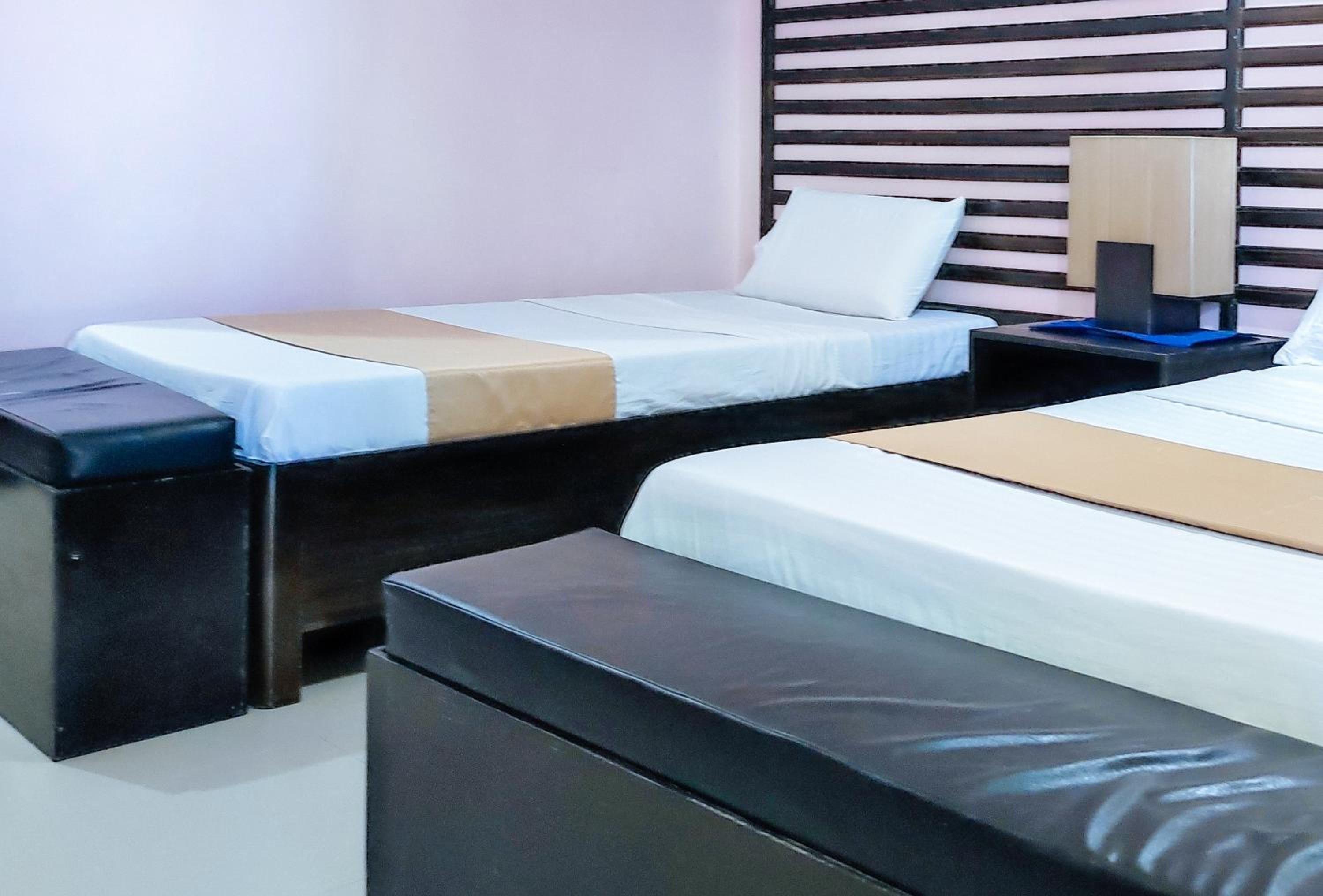 Standard Double Room - Photo 6
