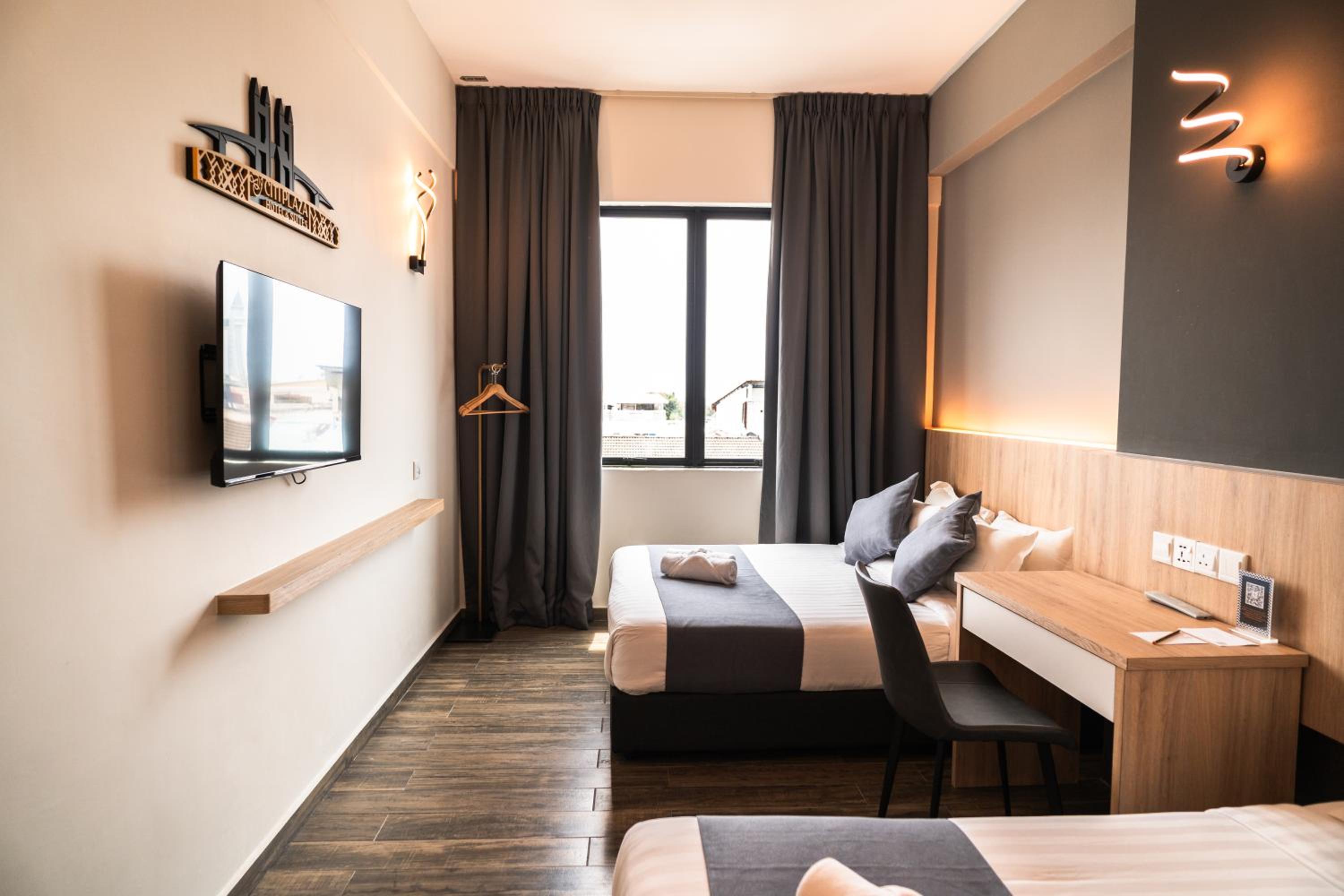 Deluxe Triple Room - Photo 7