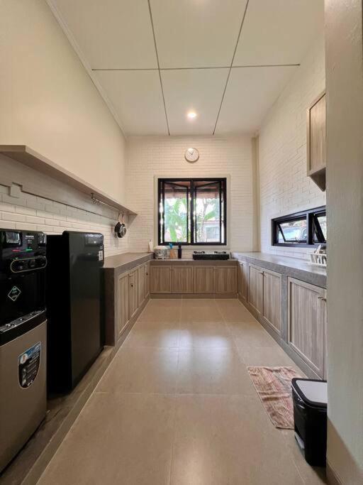 Villa photo 3