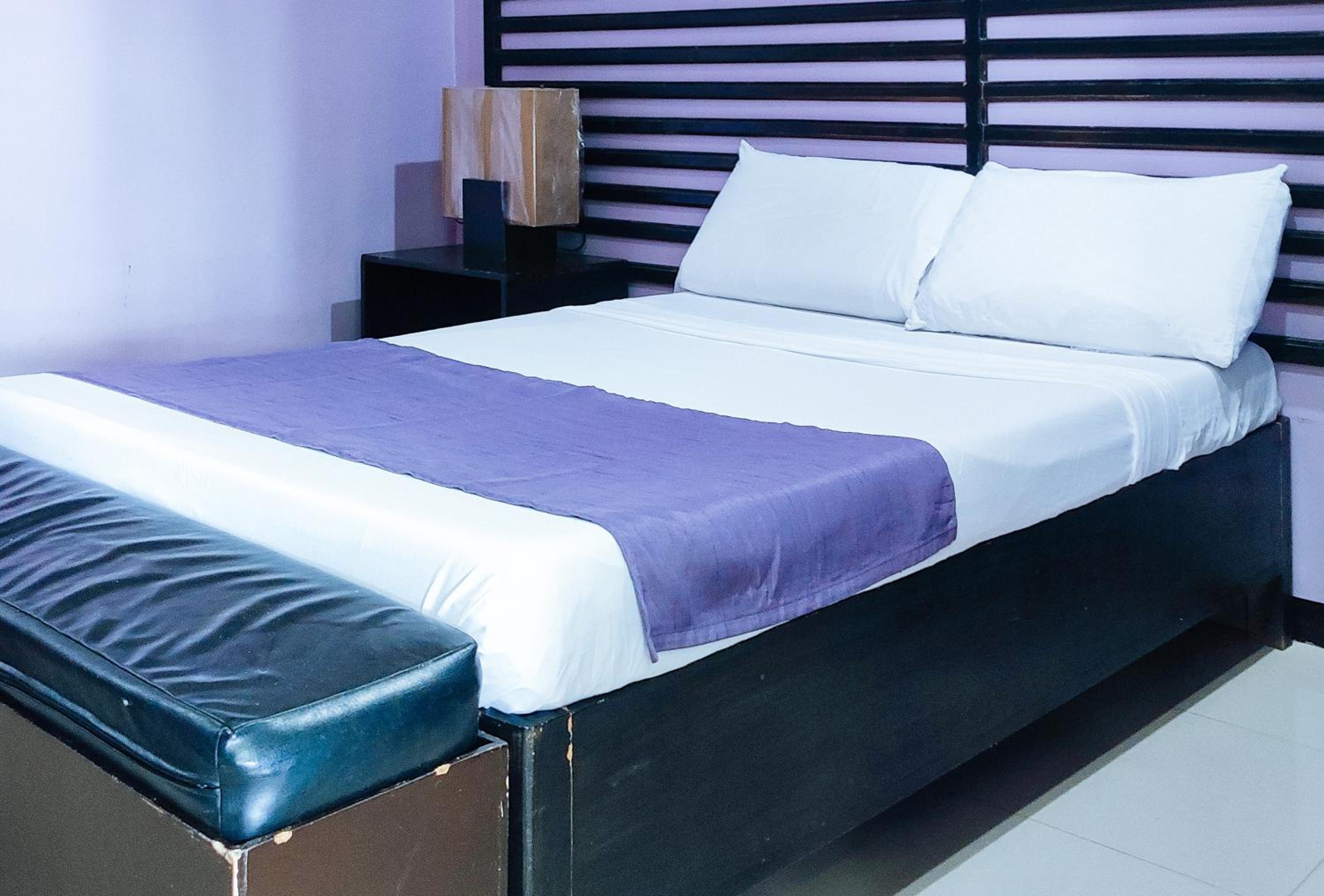 Deluxe Room - Photo 1