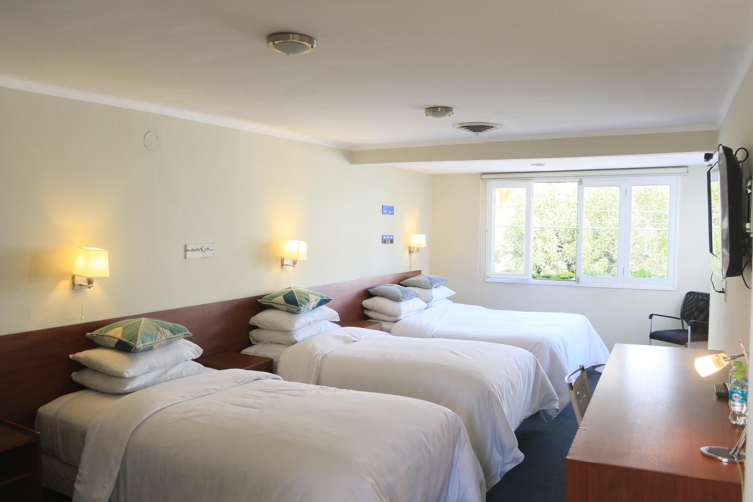 Comfort Triple Room