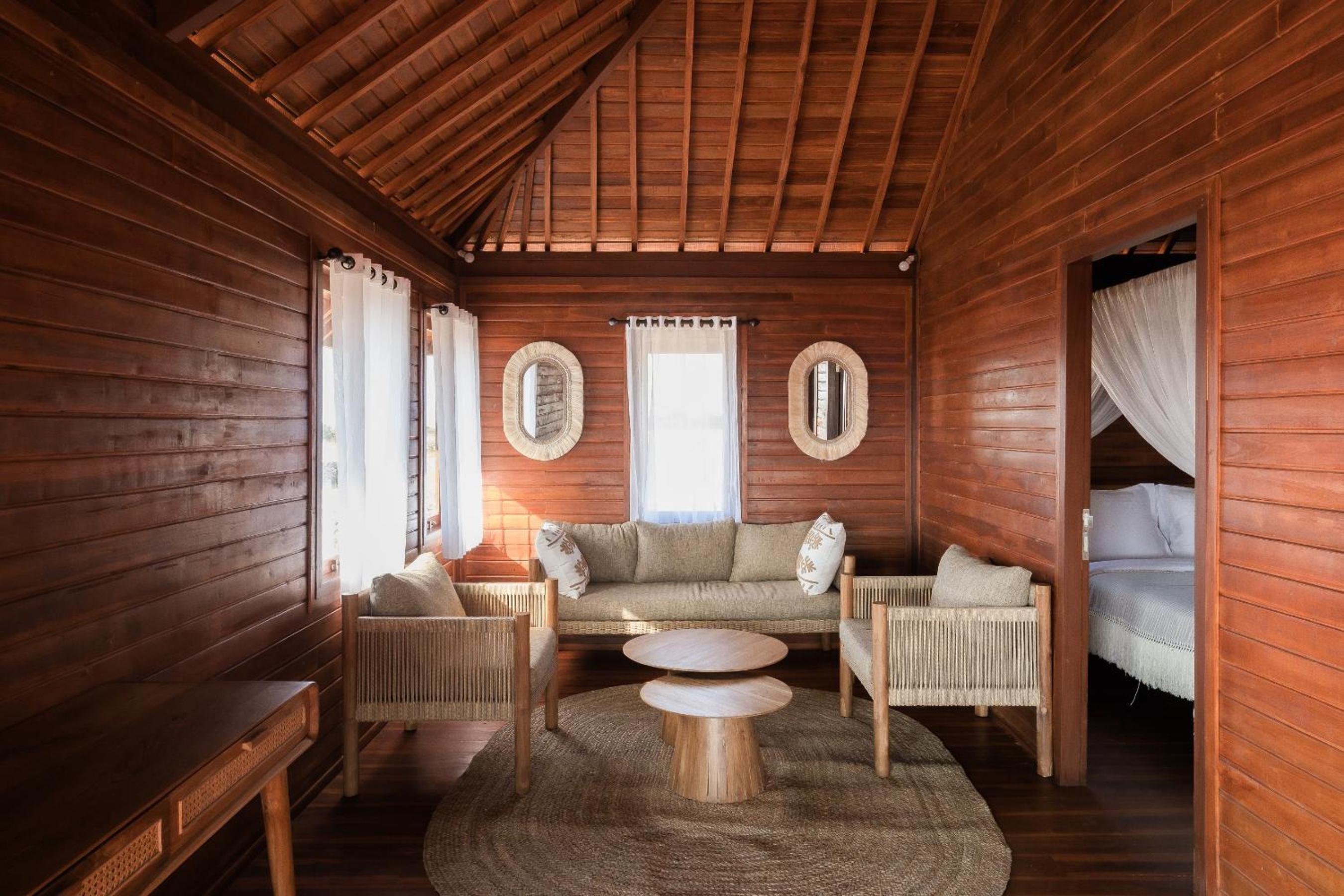 Bungalow With Sea View
