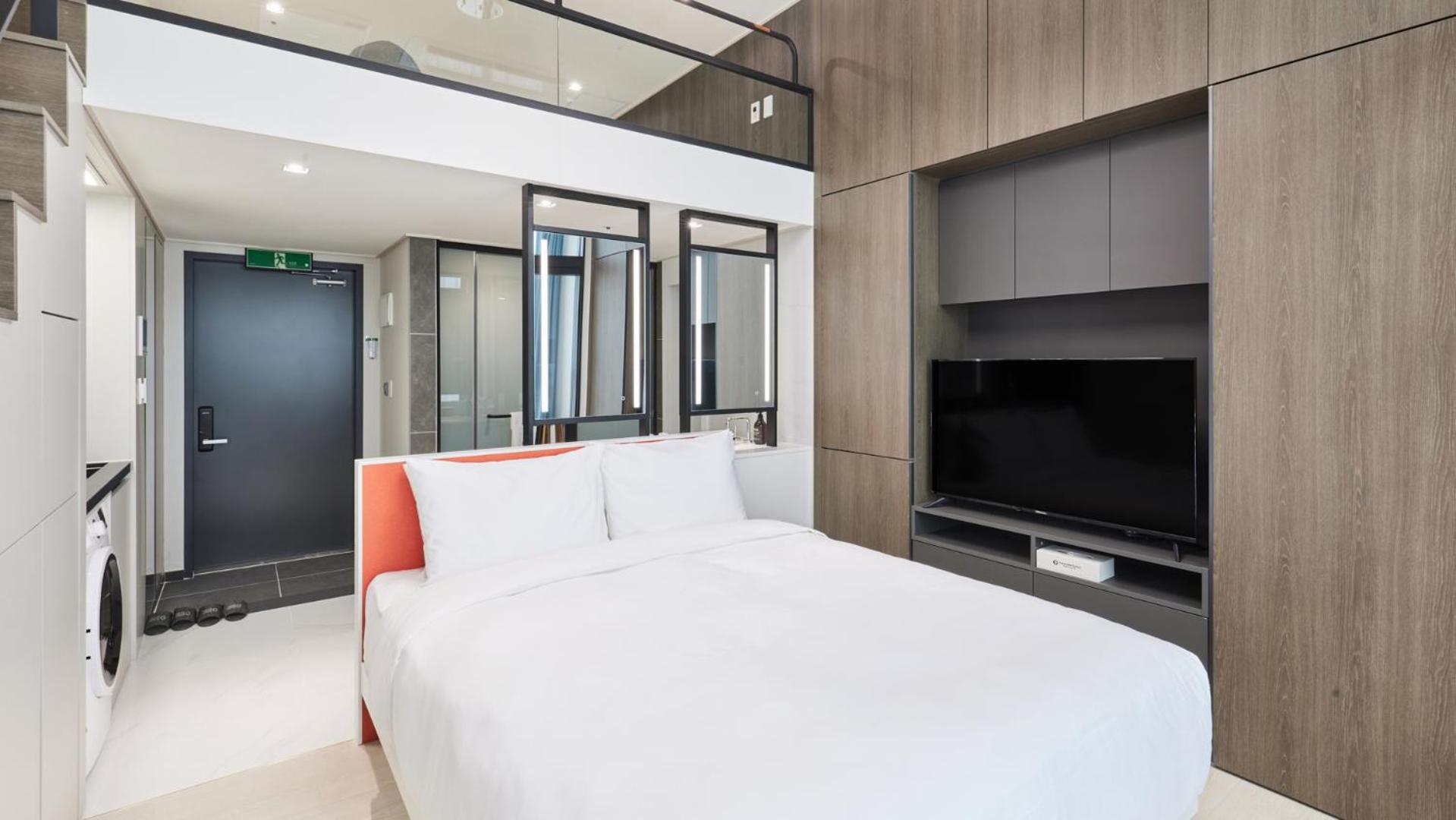 Duplex Deluxe Ocean Double