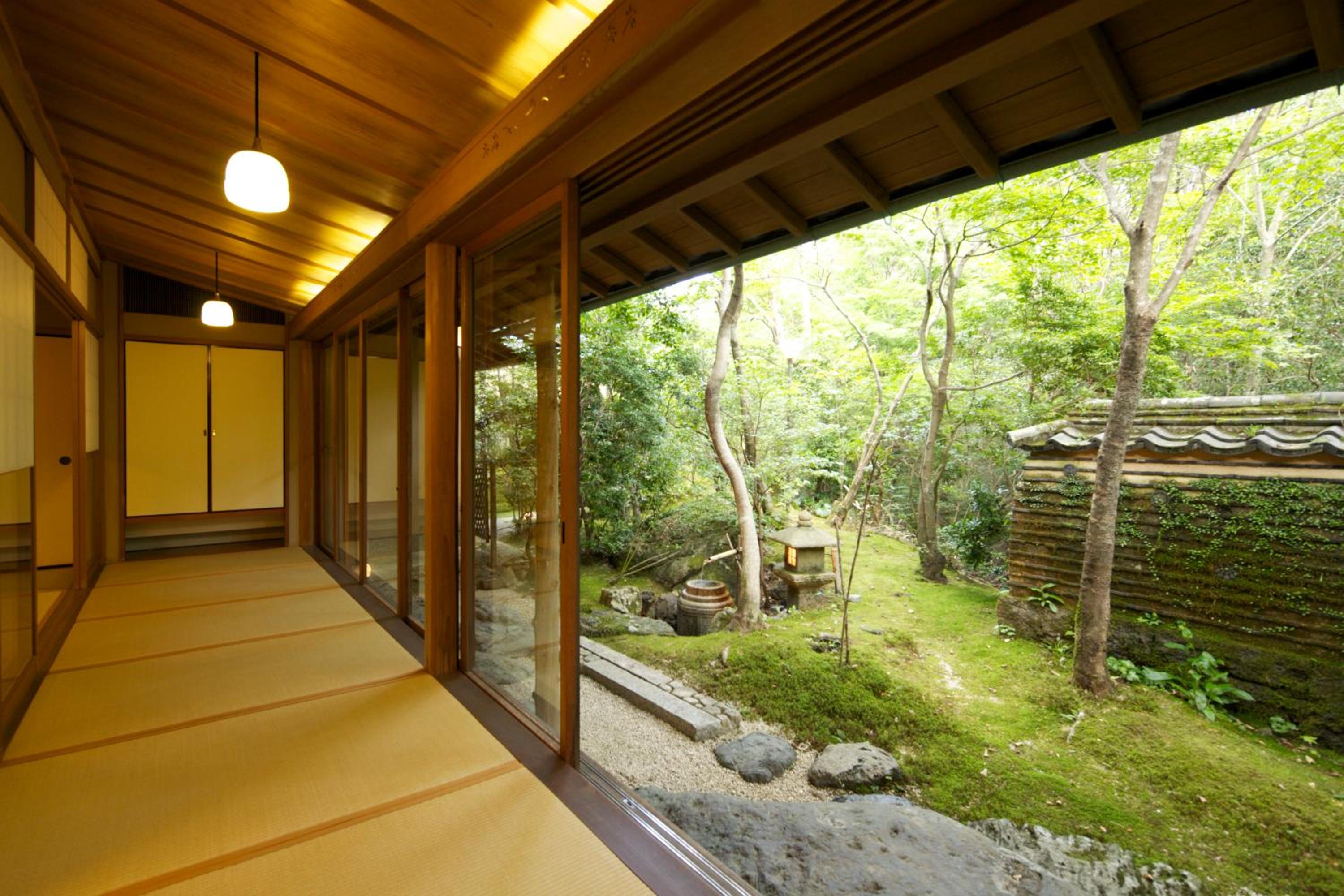 Duplex Villa Suite with Beds photo 2