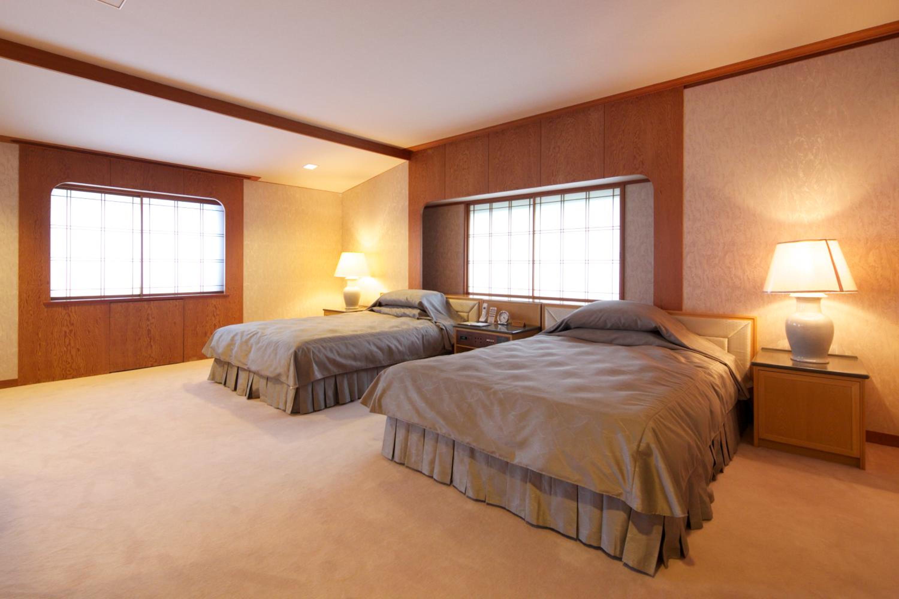 Duplex Villa Suite with Beds photo 3