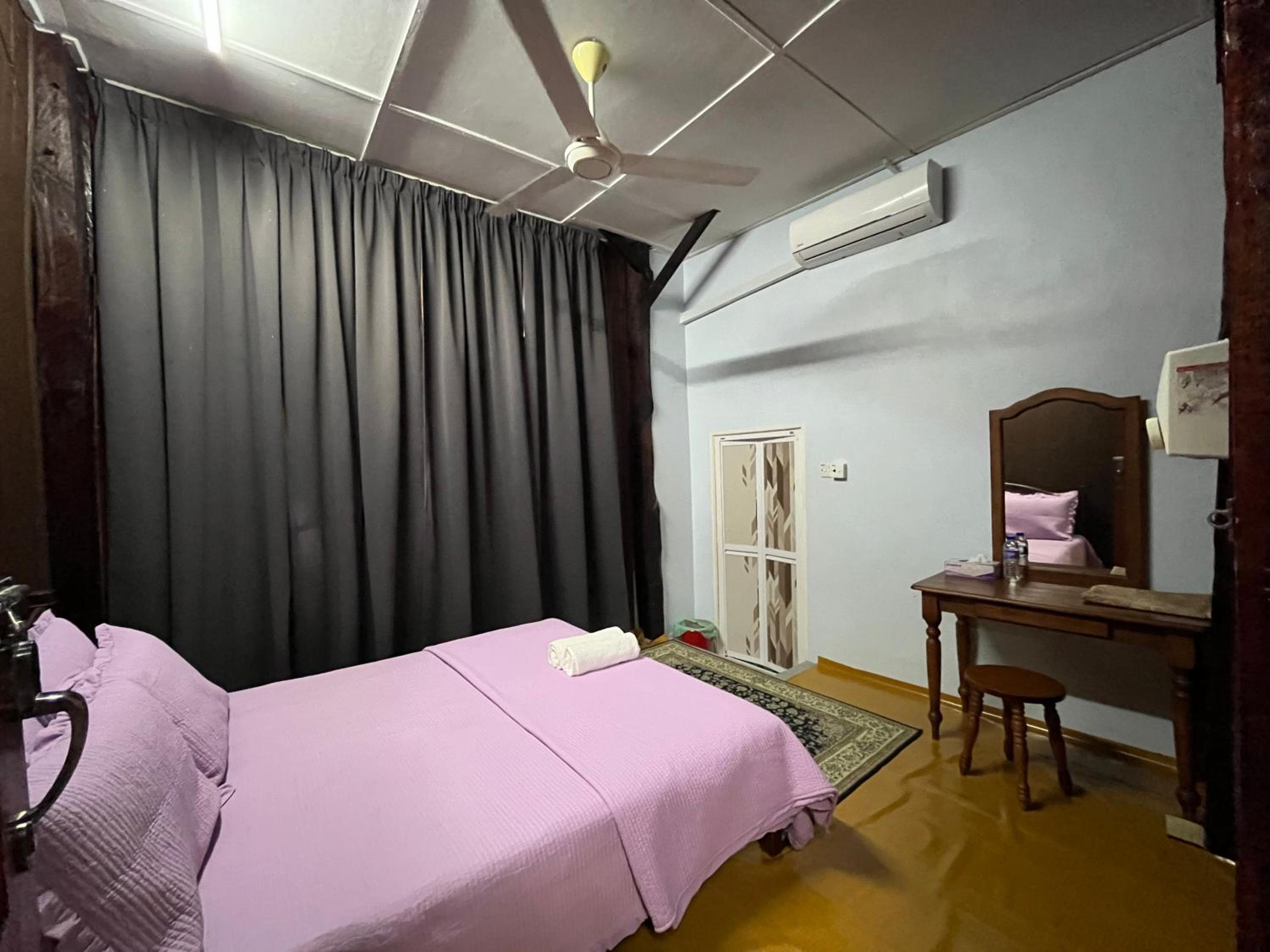 Two-Bedroom House photo 3