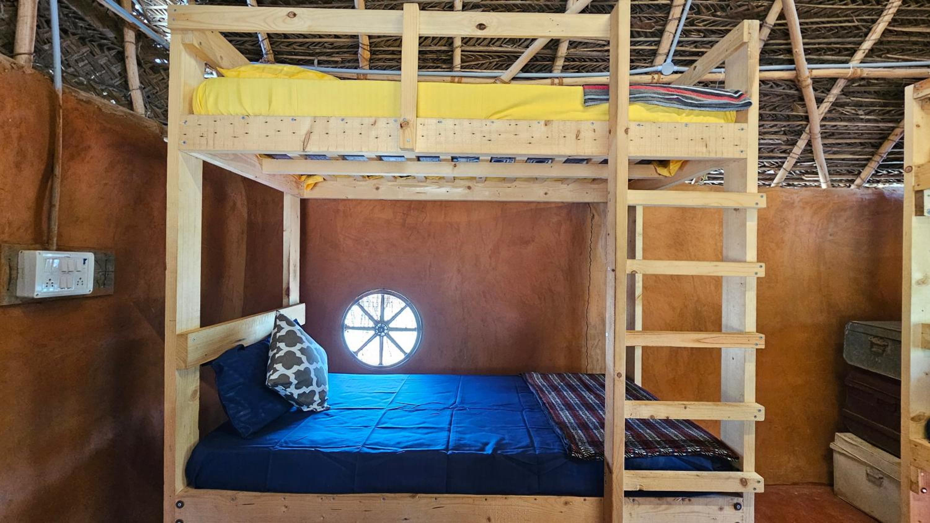 Bed in 6-Bed Mixed Dormitory Room photo 1