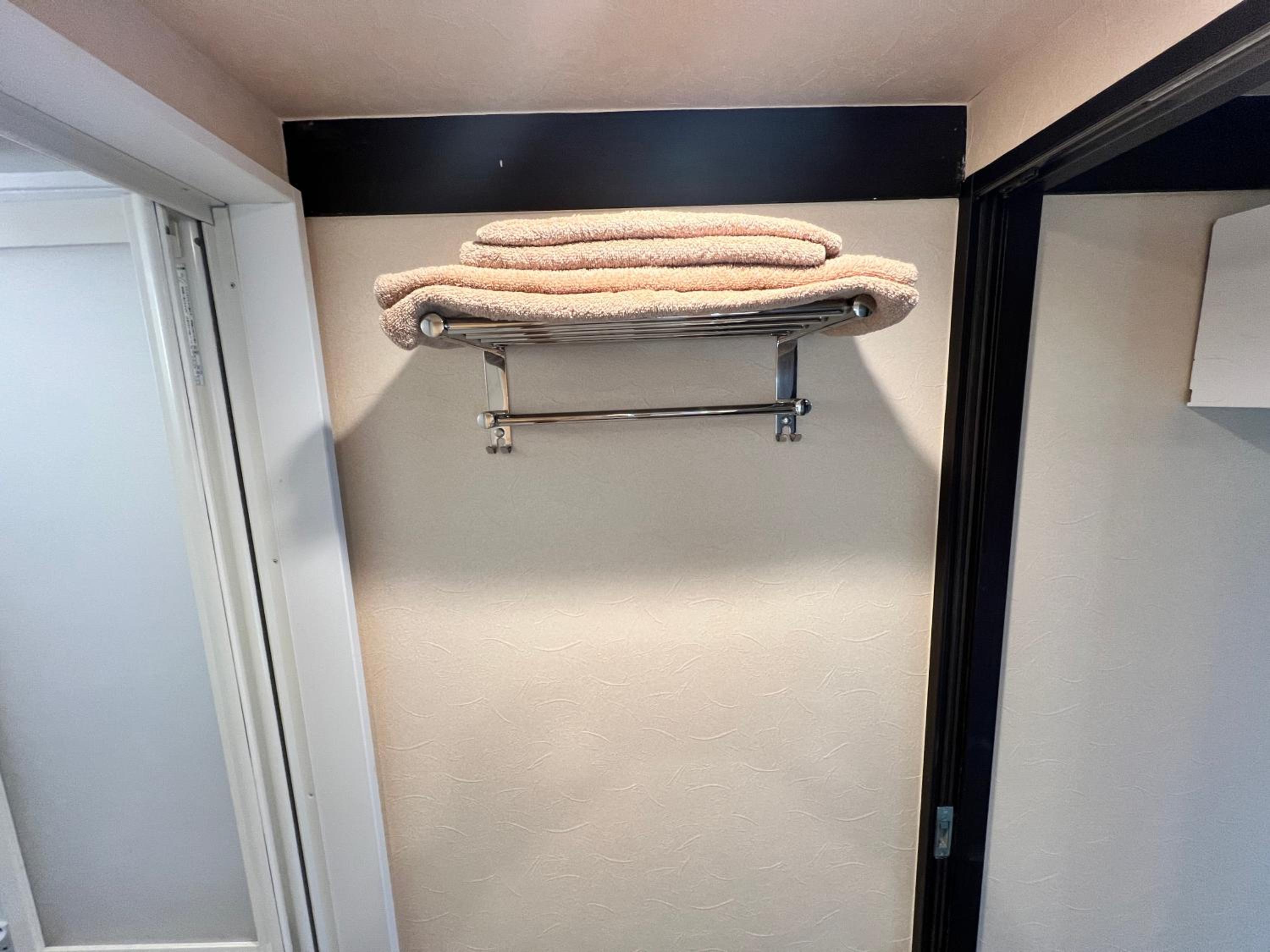 Standard Twin Room photo 3