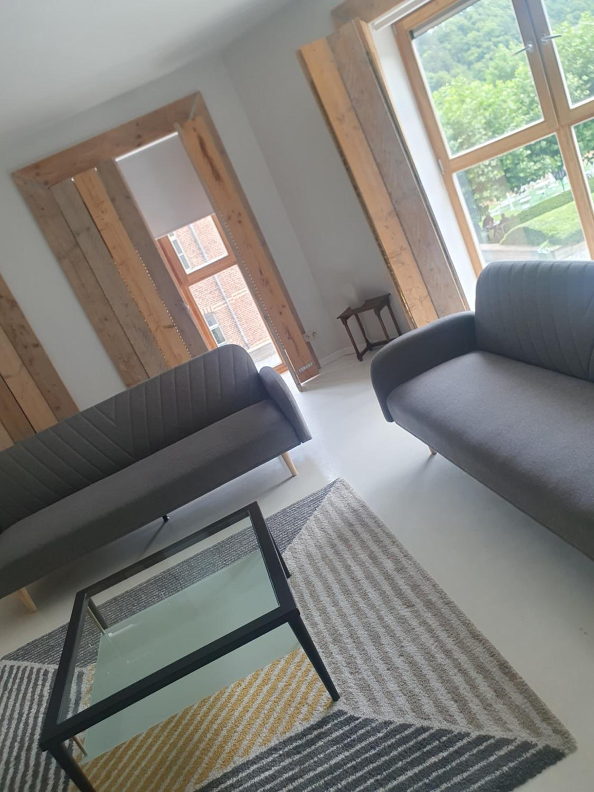 Large Double Room - Photo 2