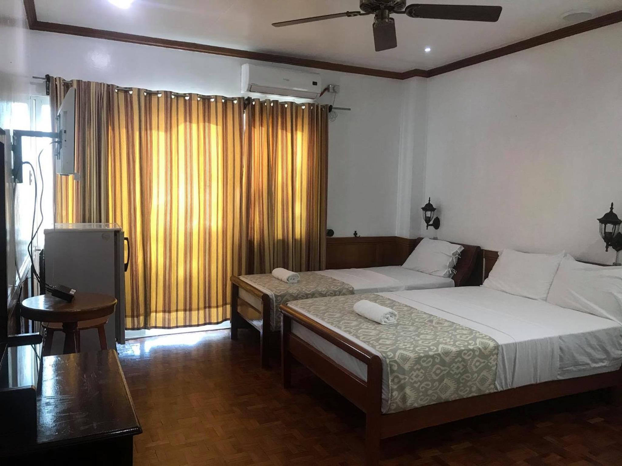 Deluxe Double Room - Photo 1