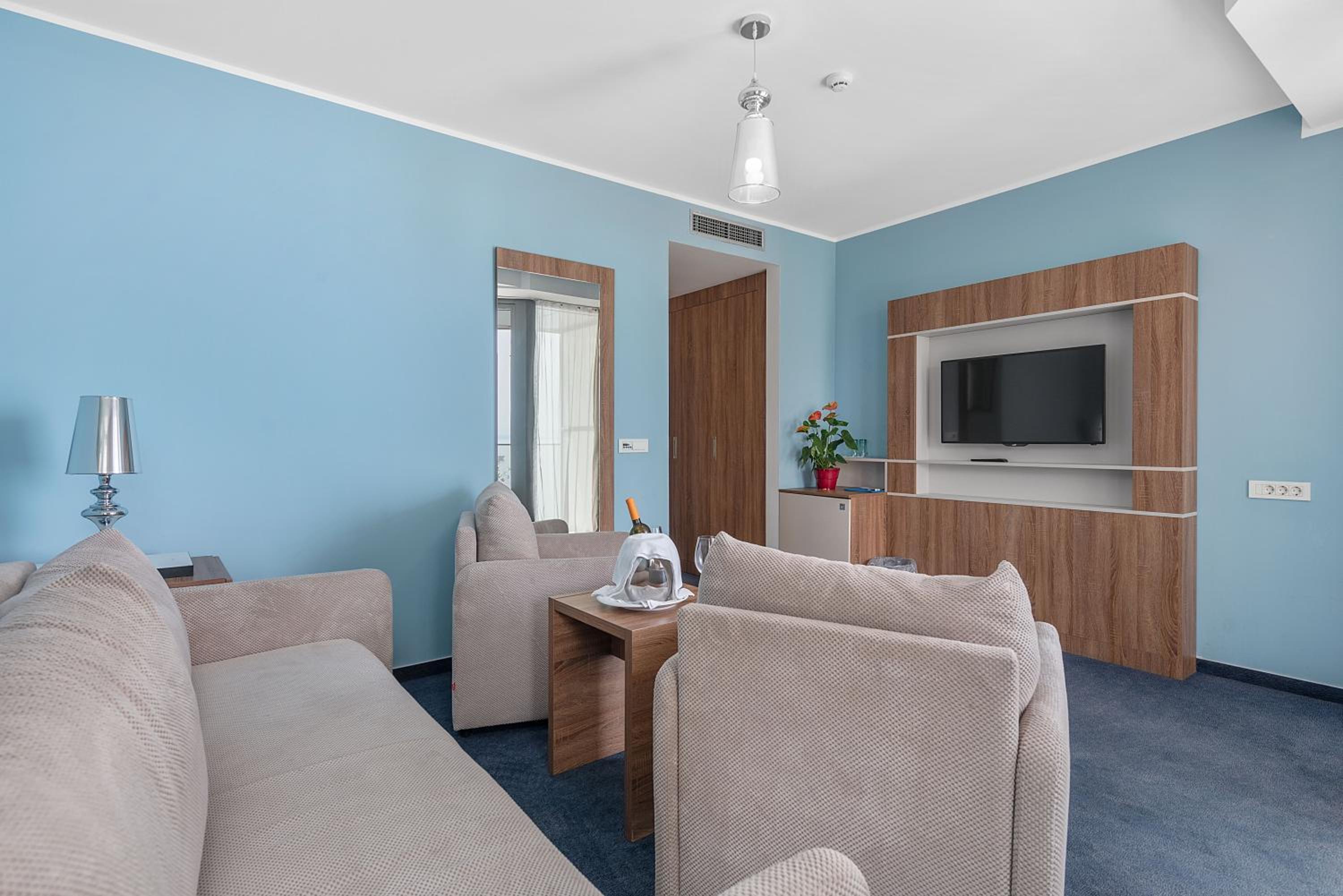 Apartment with Sea View photo 2