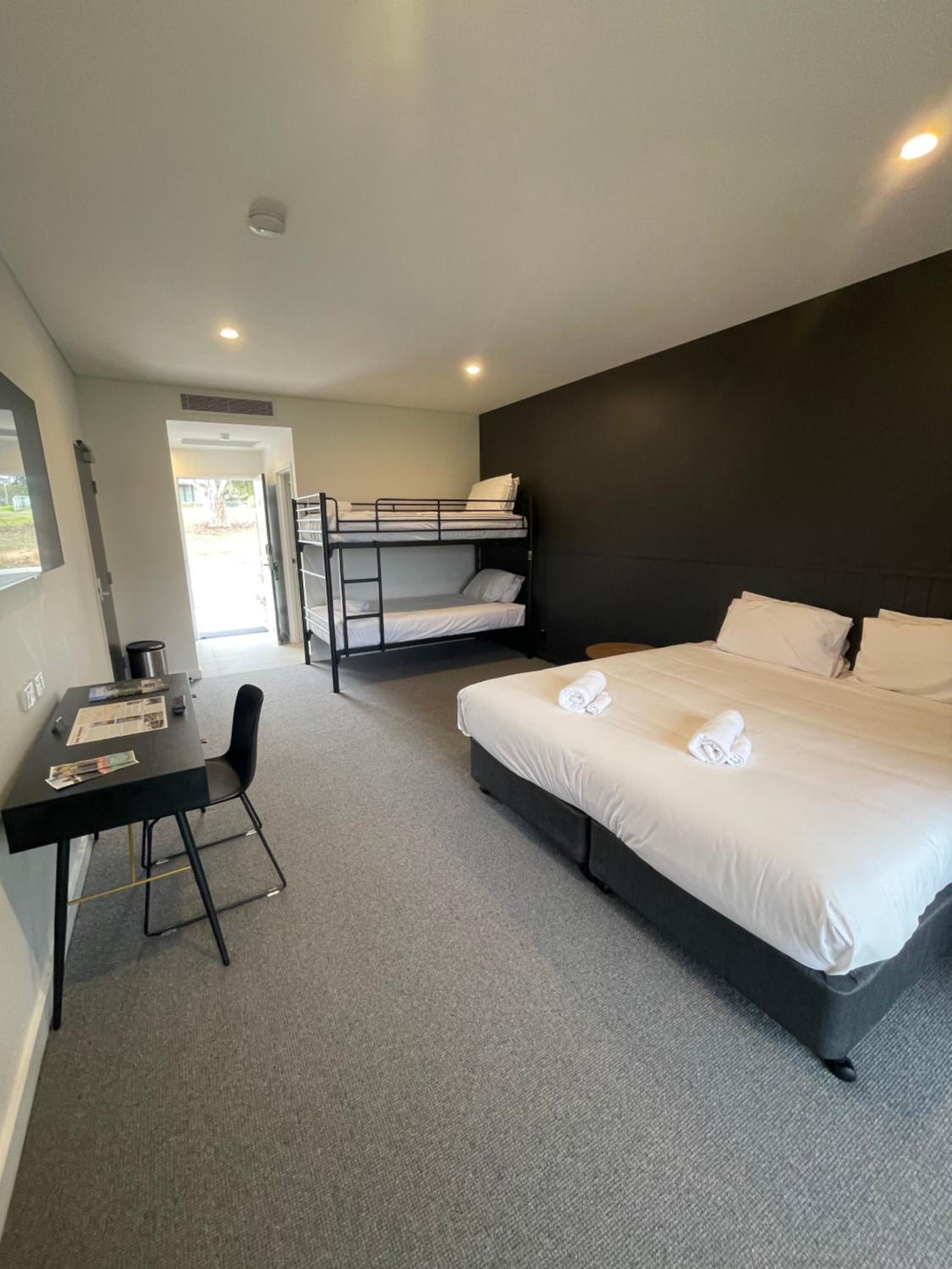 Double or Twin Room photo 2