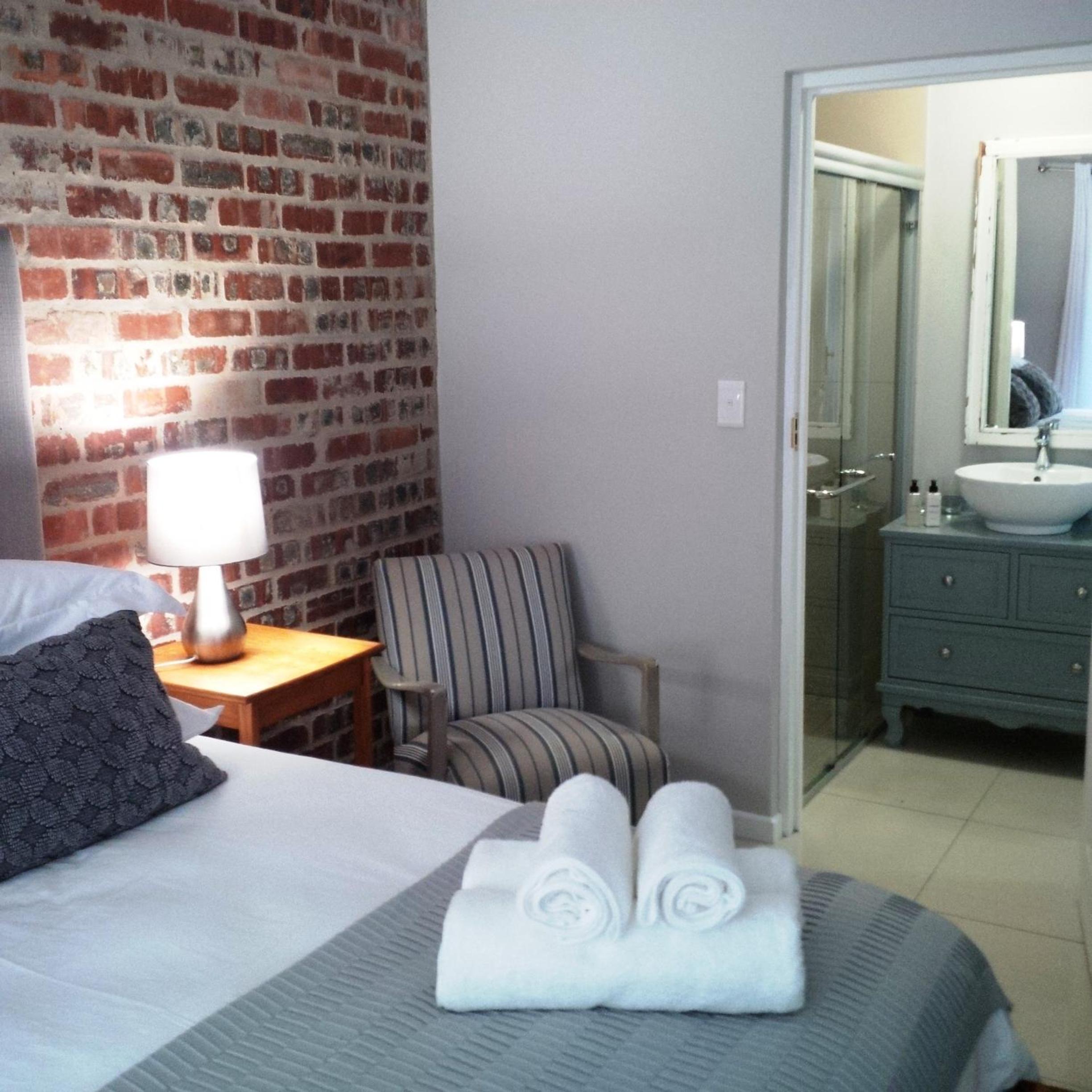 Standard Double Room photo 2