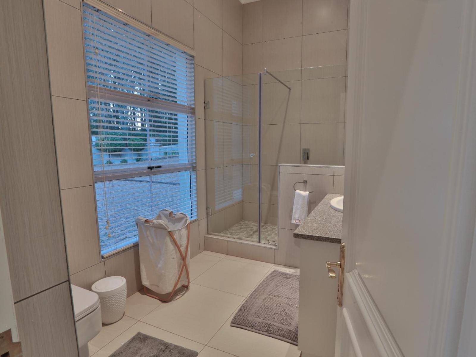 Standard Suite photo 2
