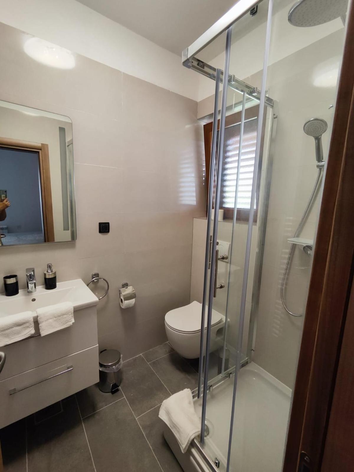 Double Room with Balcony photo 3