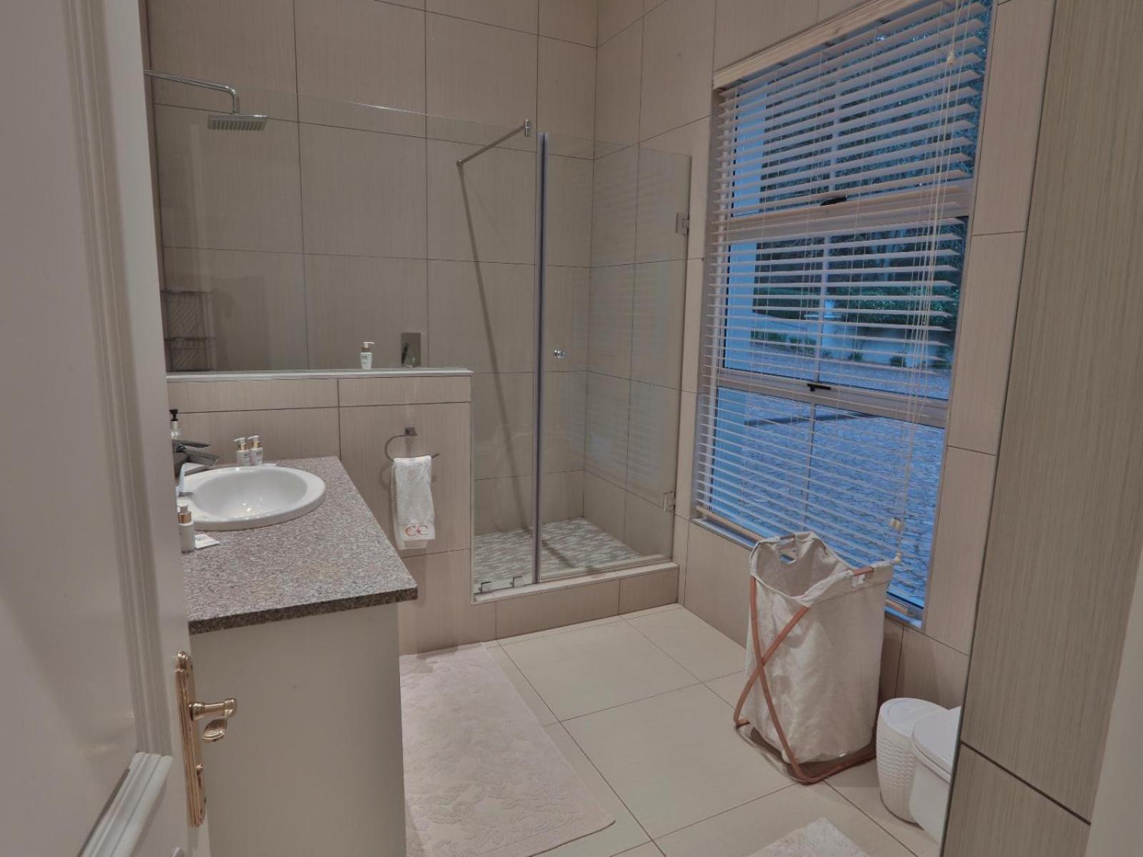 Comfort Suite photo 2