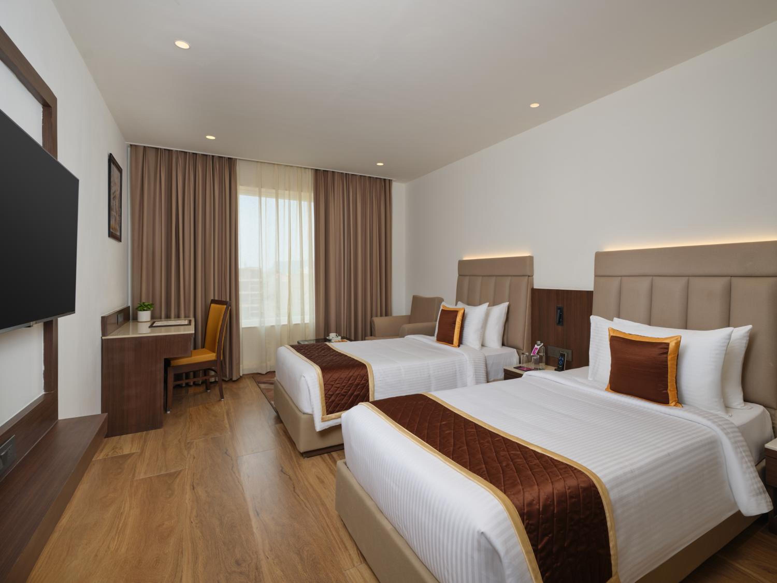 Deluxe Twin Room- Non Smoking photo 2