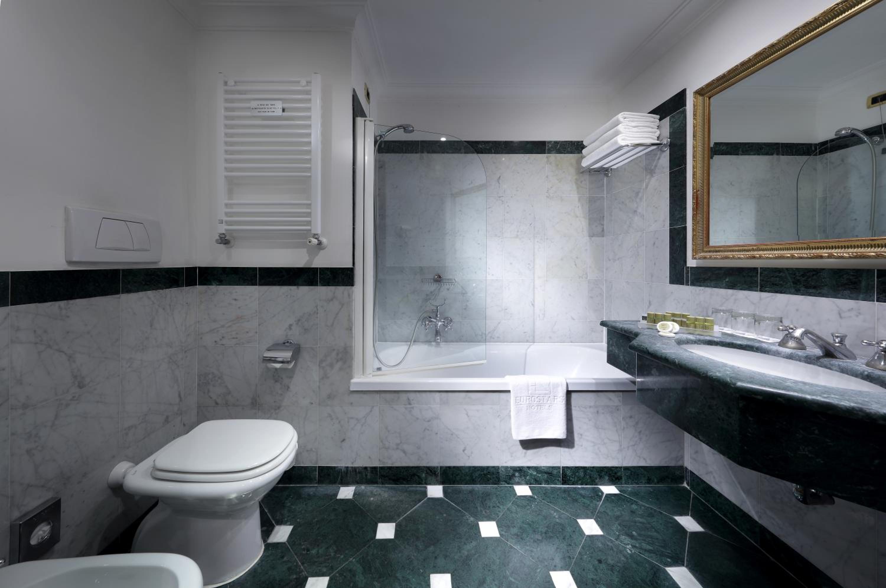 Triple Room photo 2