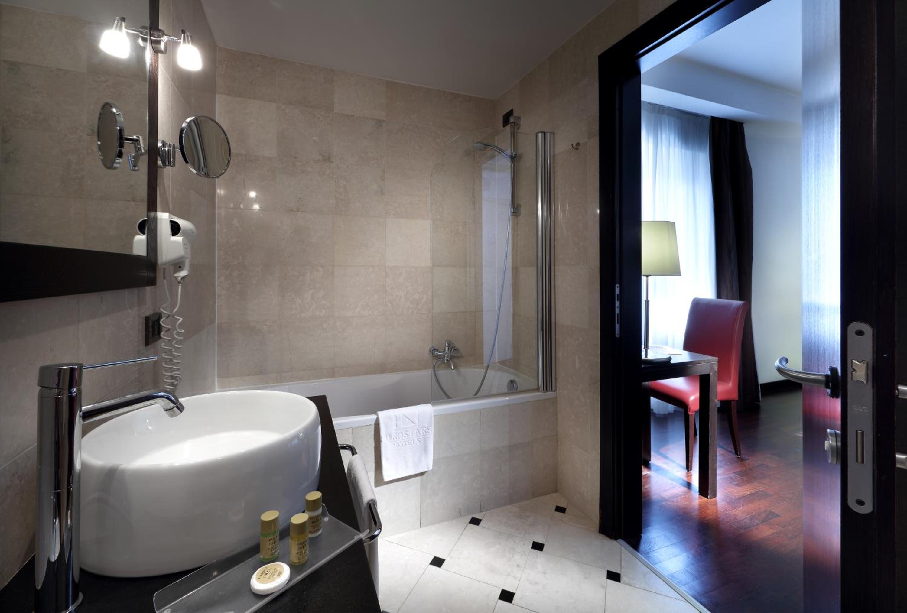 Superior Double Room photo 3