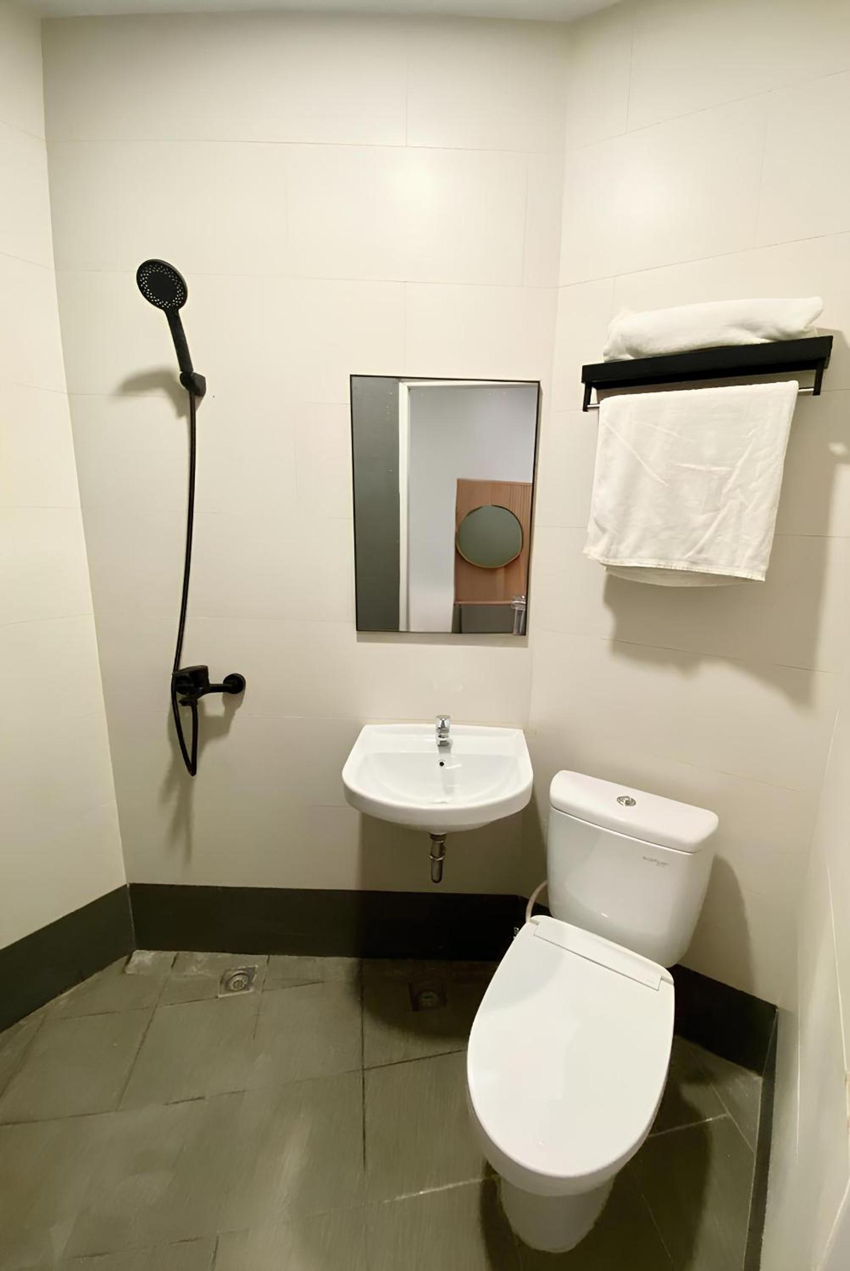 Deluxe Room - Photo 4