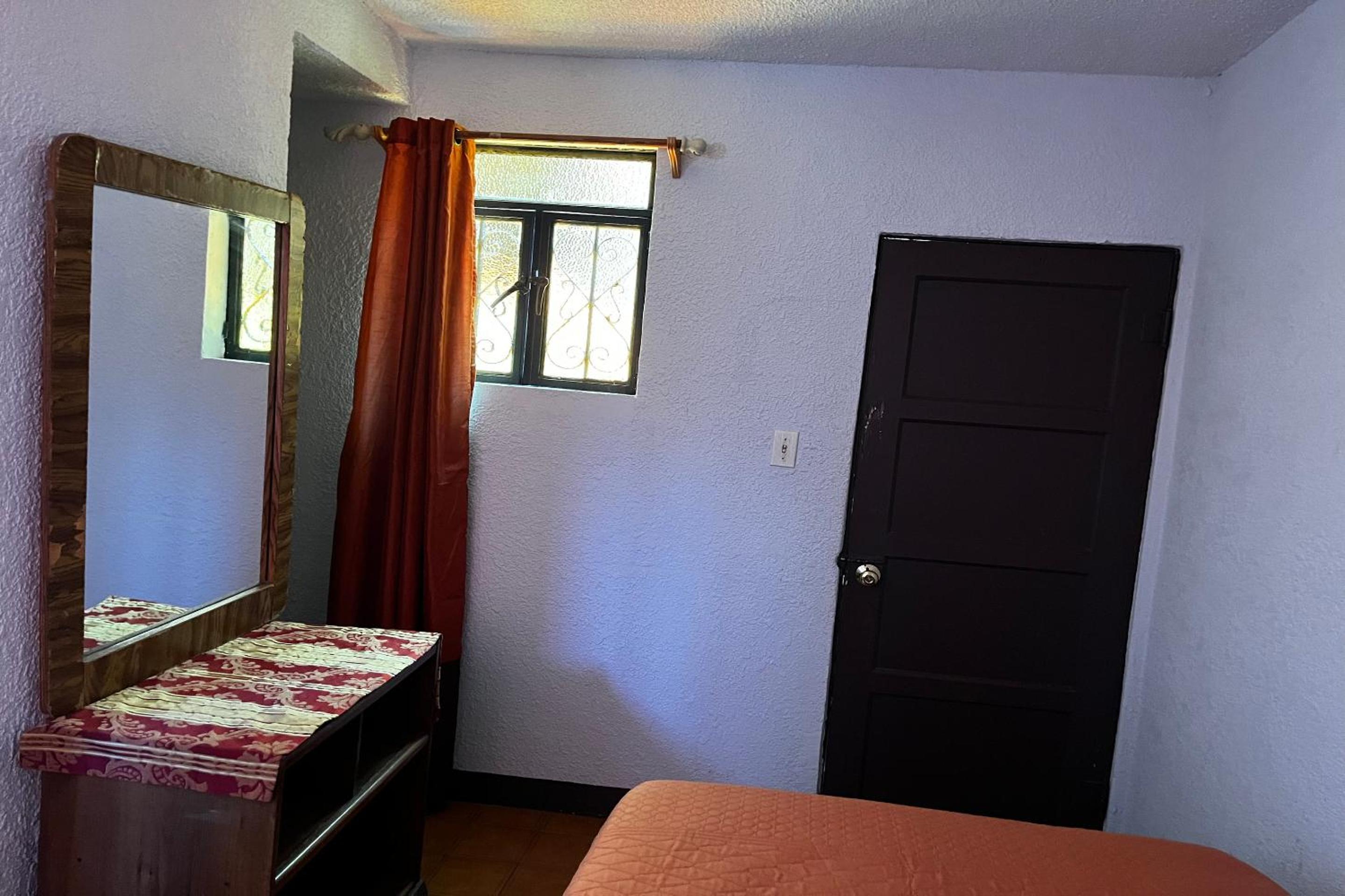 Standard Single Room photo 2