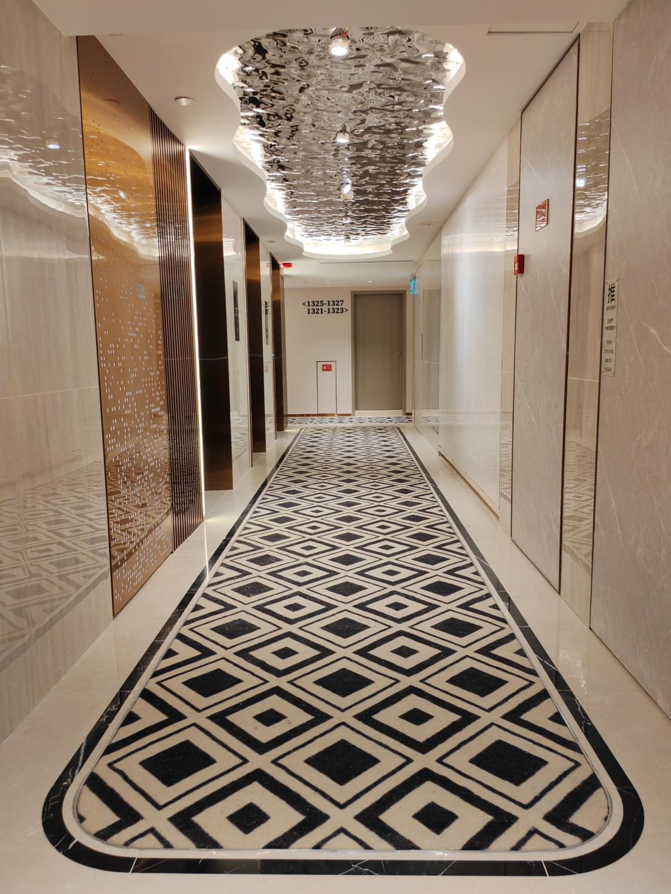 Comfort Triple Room ----- Exclusive Deluxe Room B with Extra Bed - Photo 1