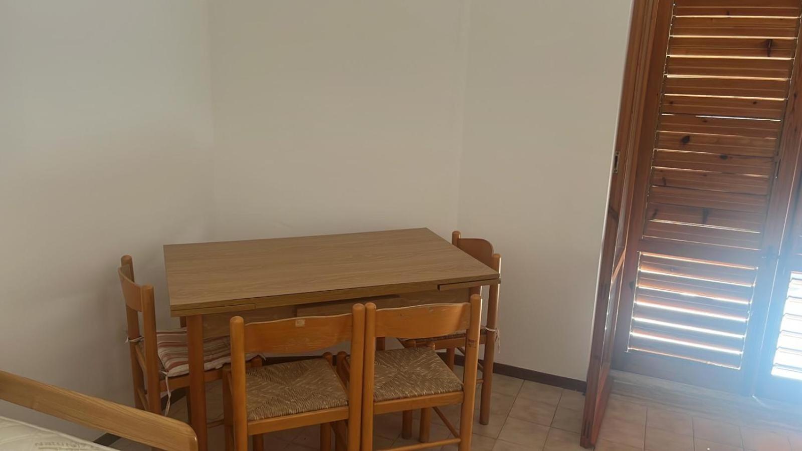 One-Bedroom House photo 3