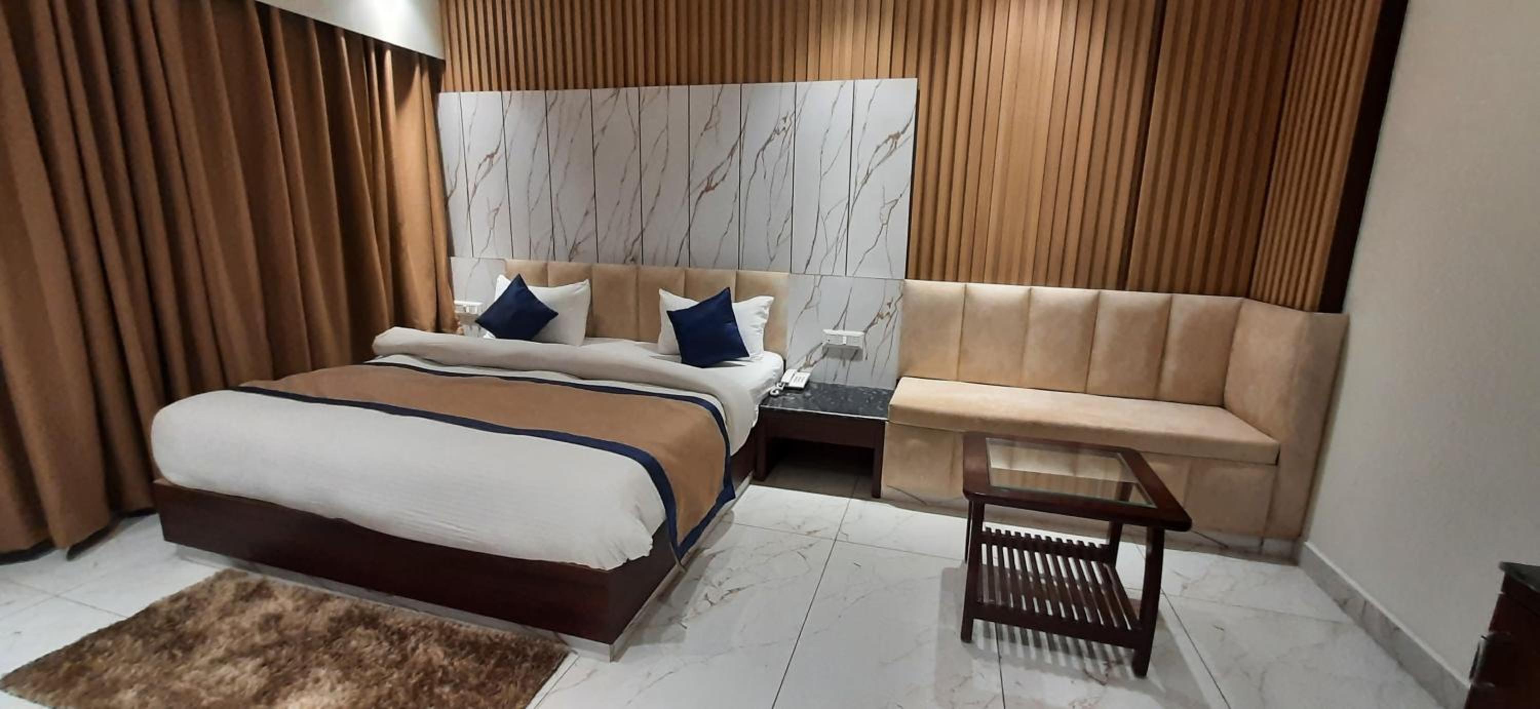 Executive Suite photo 1