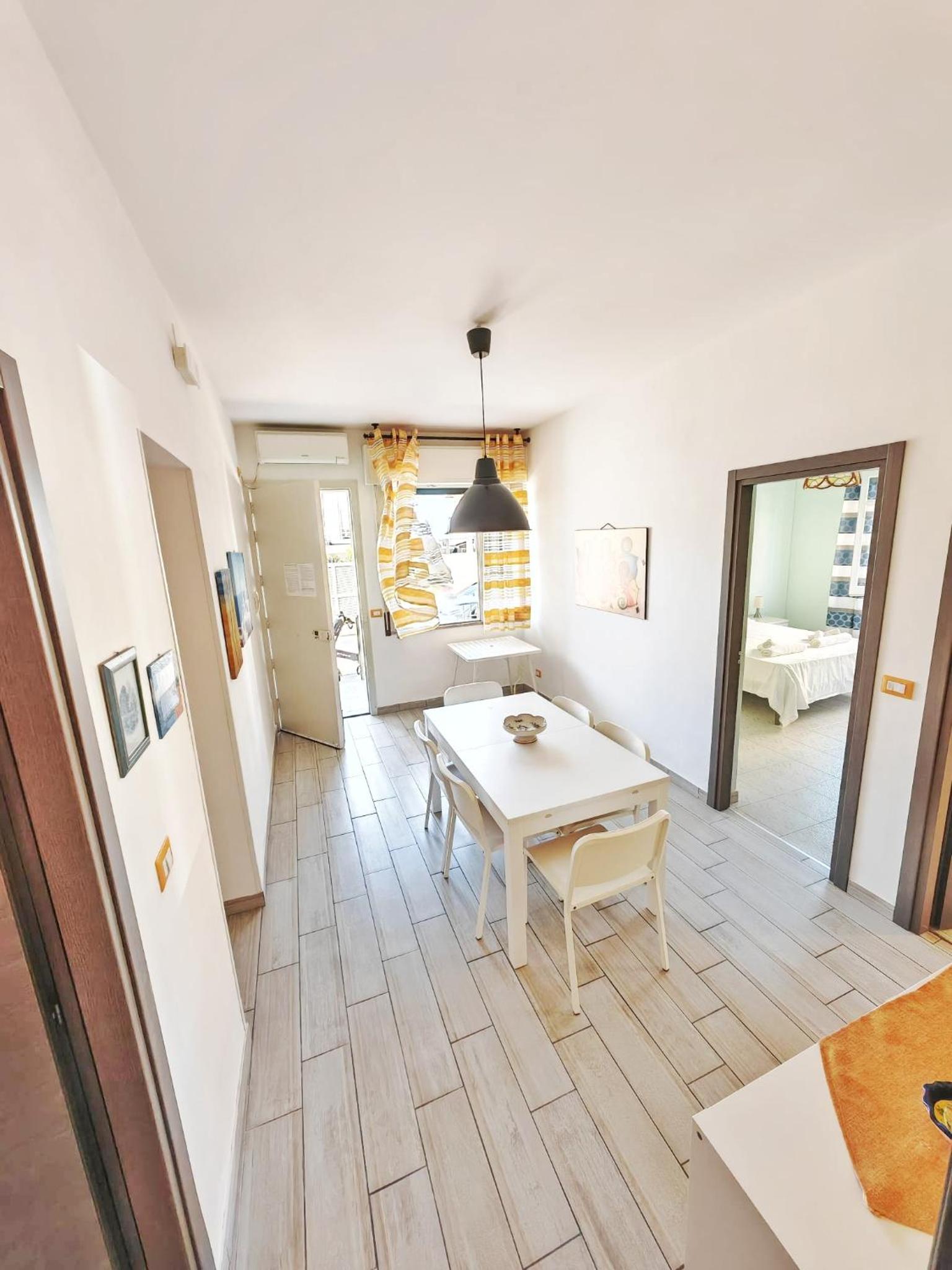 Three-Bedroom Apartment with Sea View photo 3