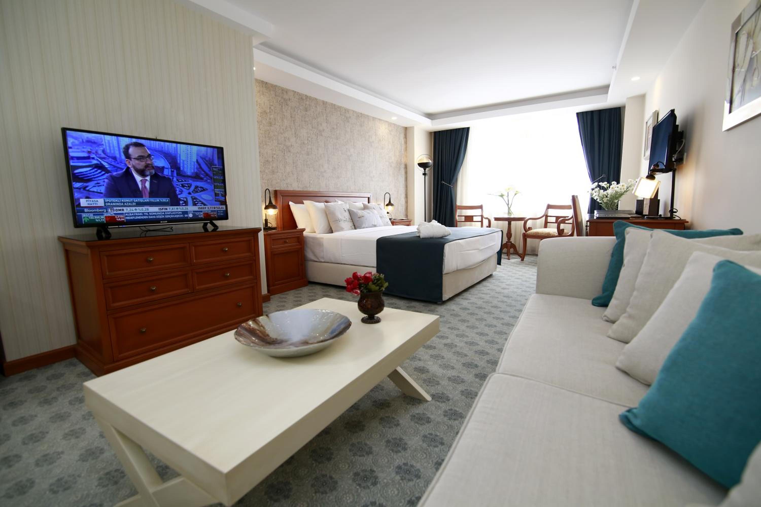 Queen Room - Photo 7