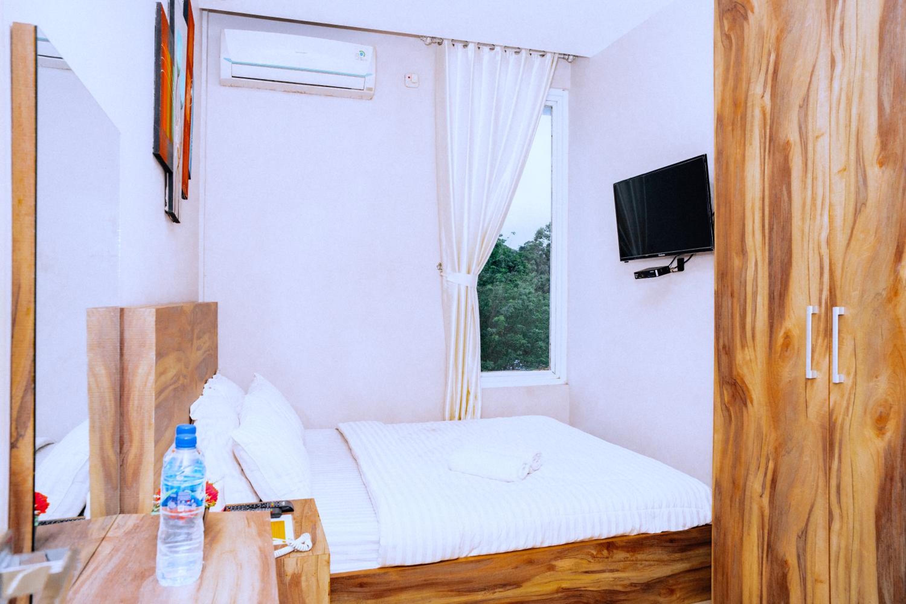 Deluxe Double Room - Photo 4