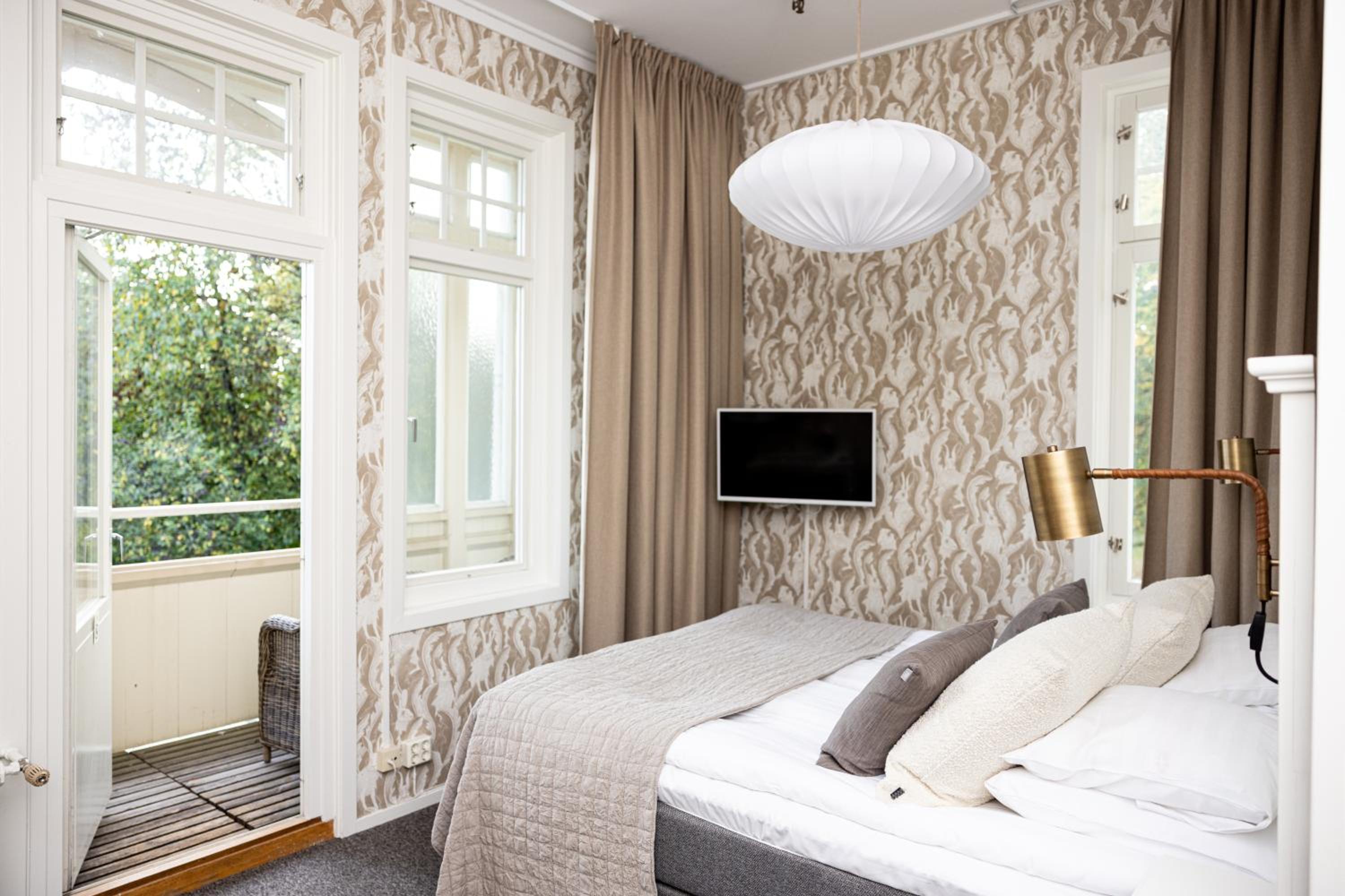 Superior Queen Room