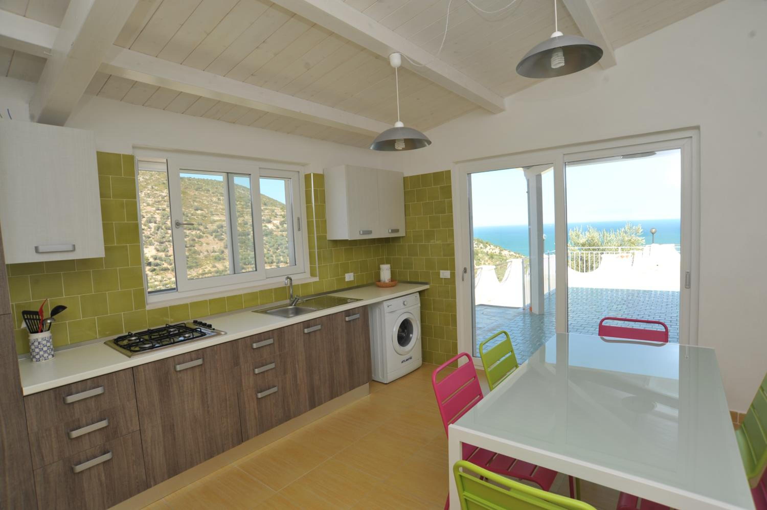 Three-Bedroom House photo 3