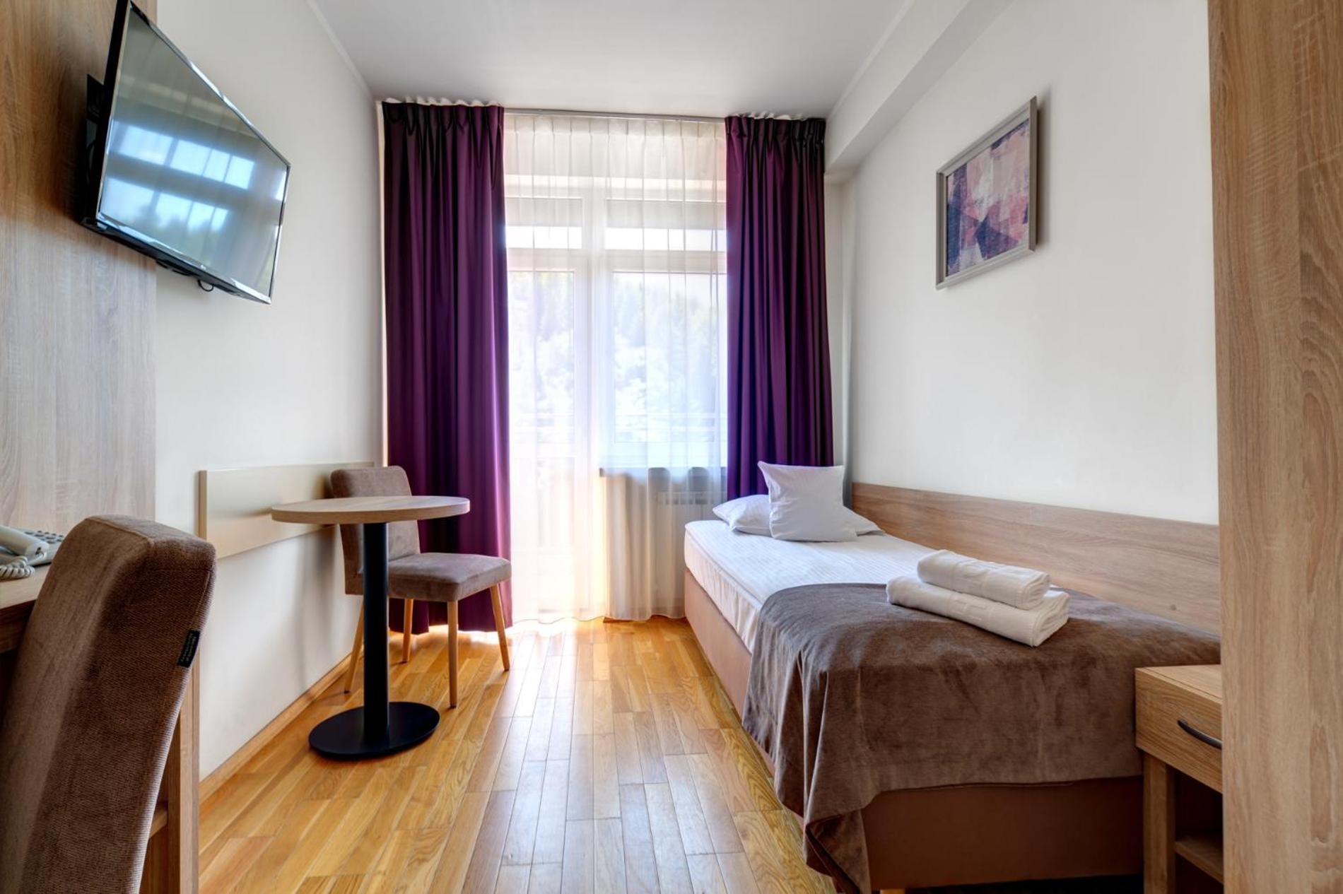 Single Room photo 2