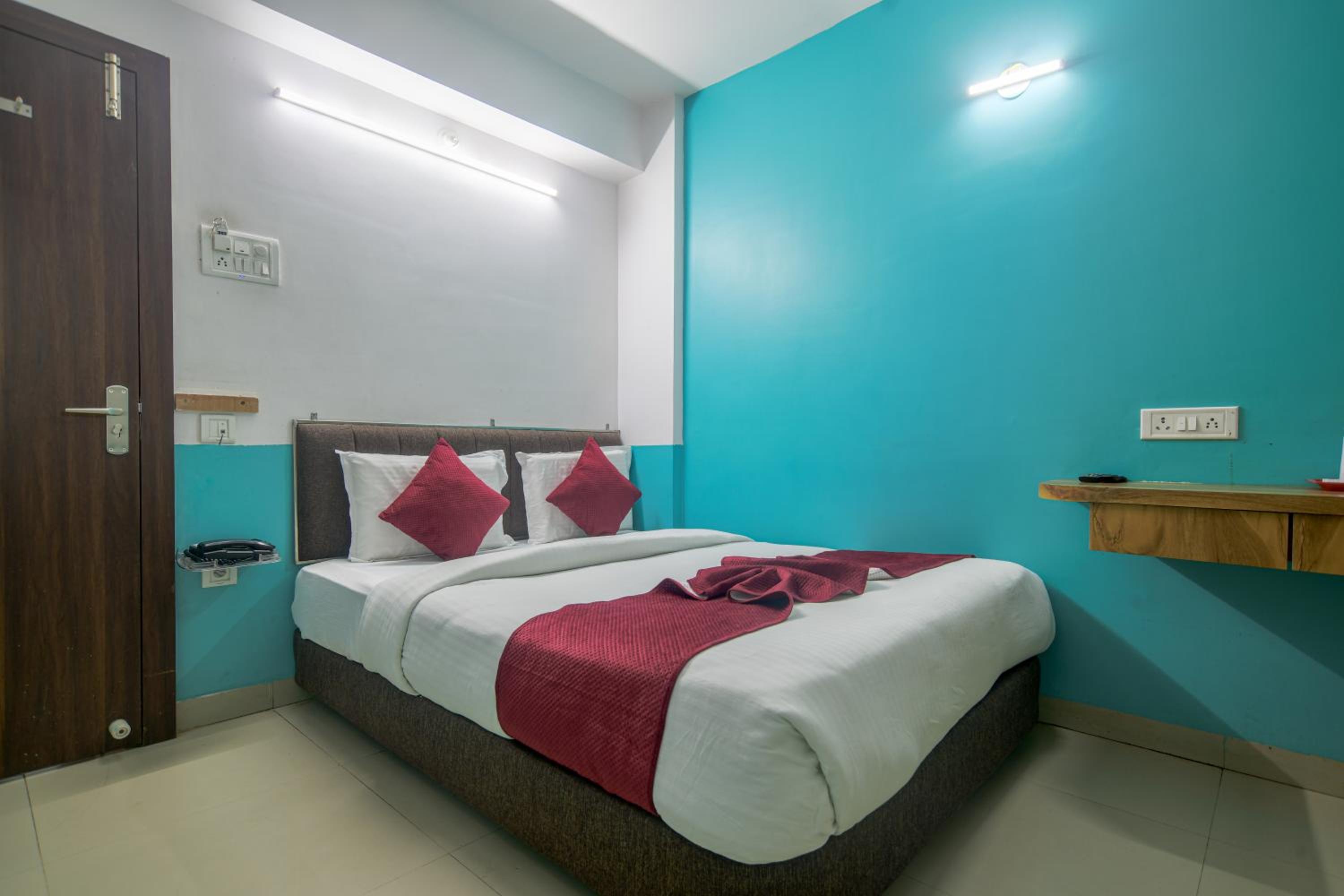 Superior Double Room - Photo 8