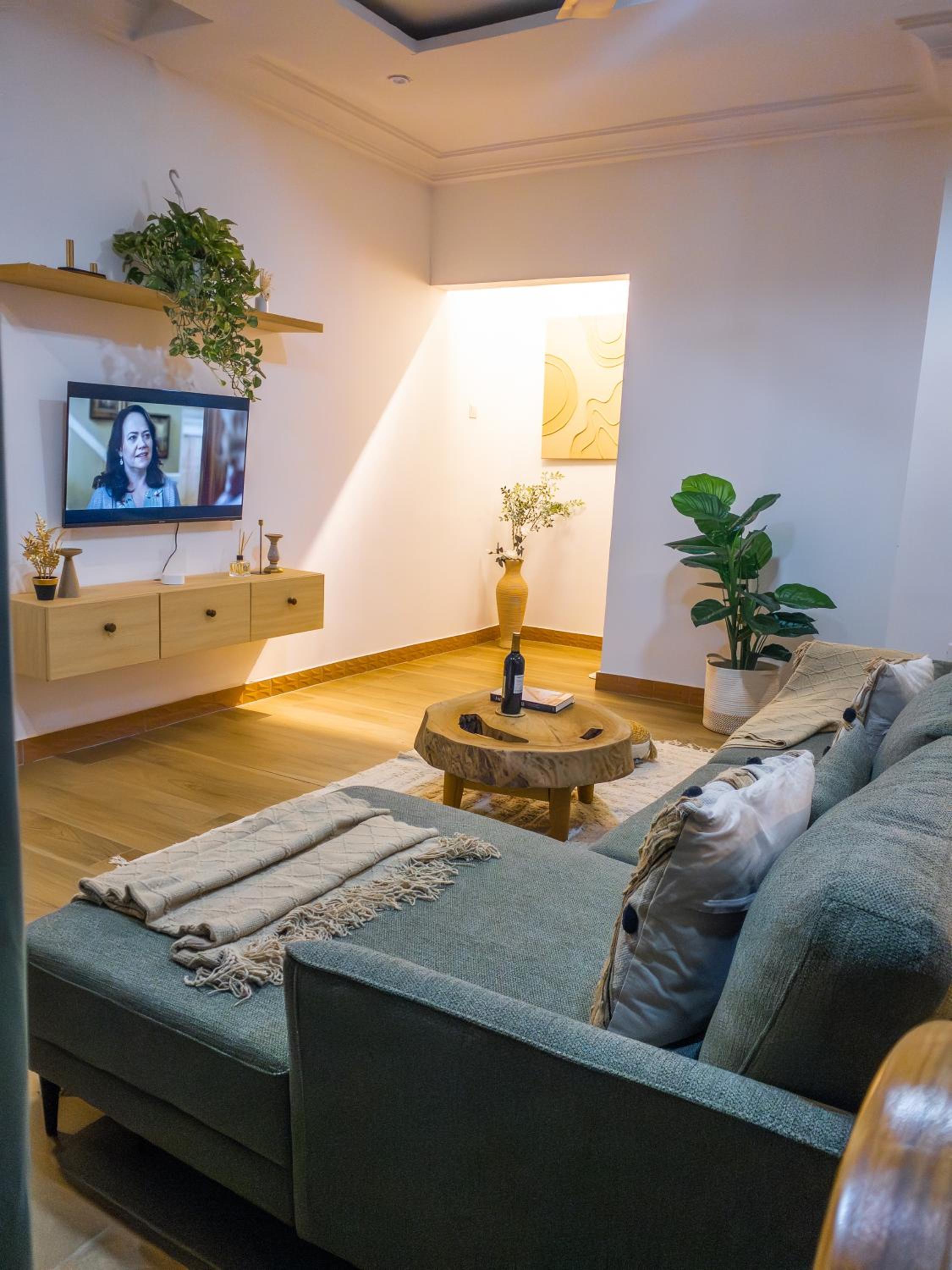 One-Bedroom Apartment