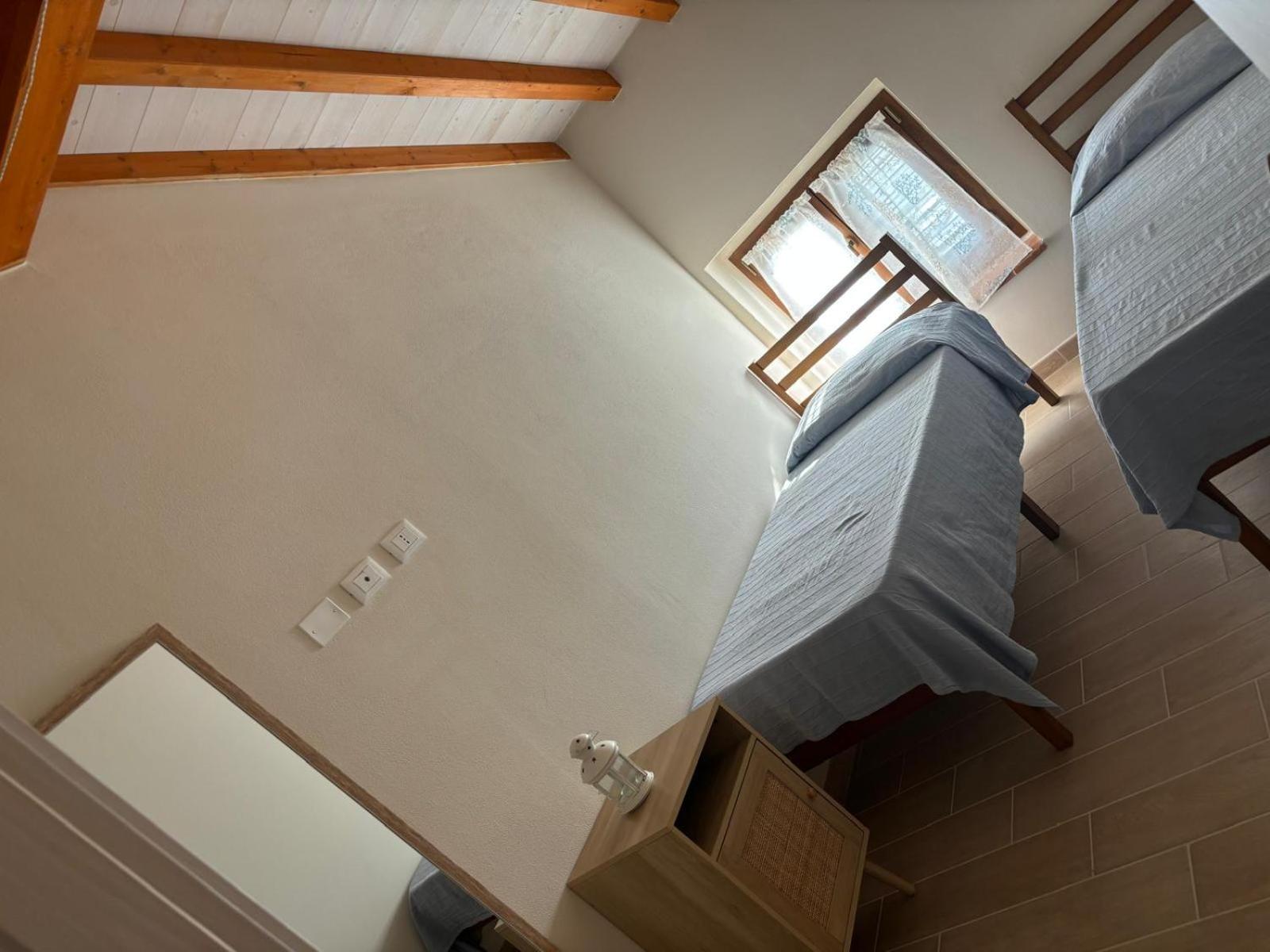 Deluxe Two-Bedroom Apartment with Garden View photo 3